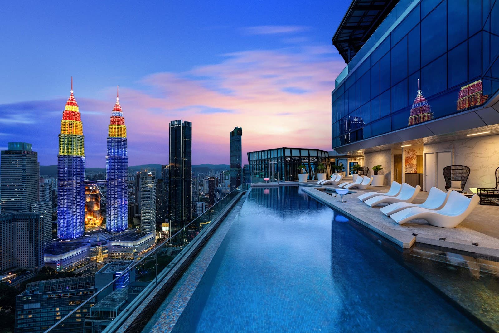 Imperial Lexis KL - Image 1