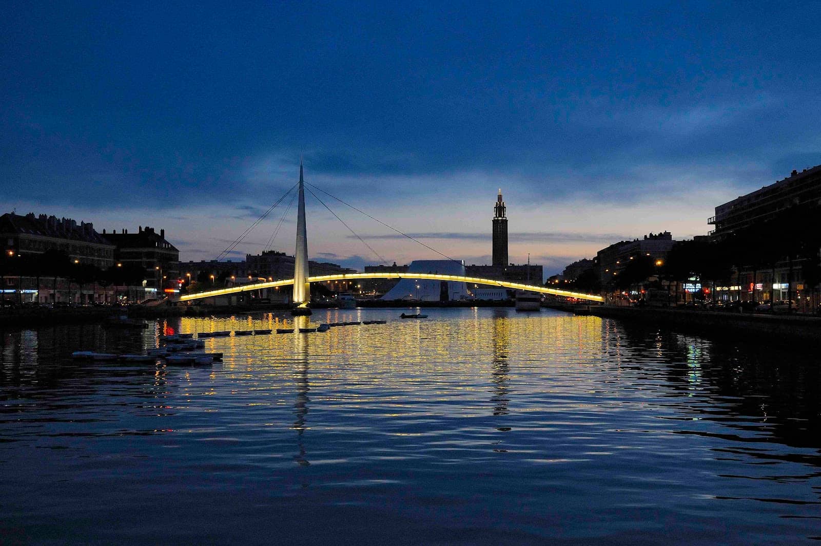 Waterfront Cafes and Restaurants