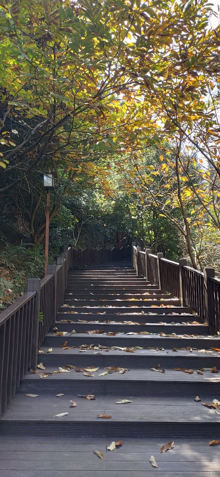 Baihua Lake - Image 1