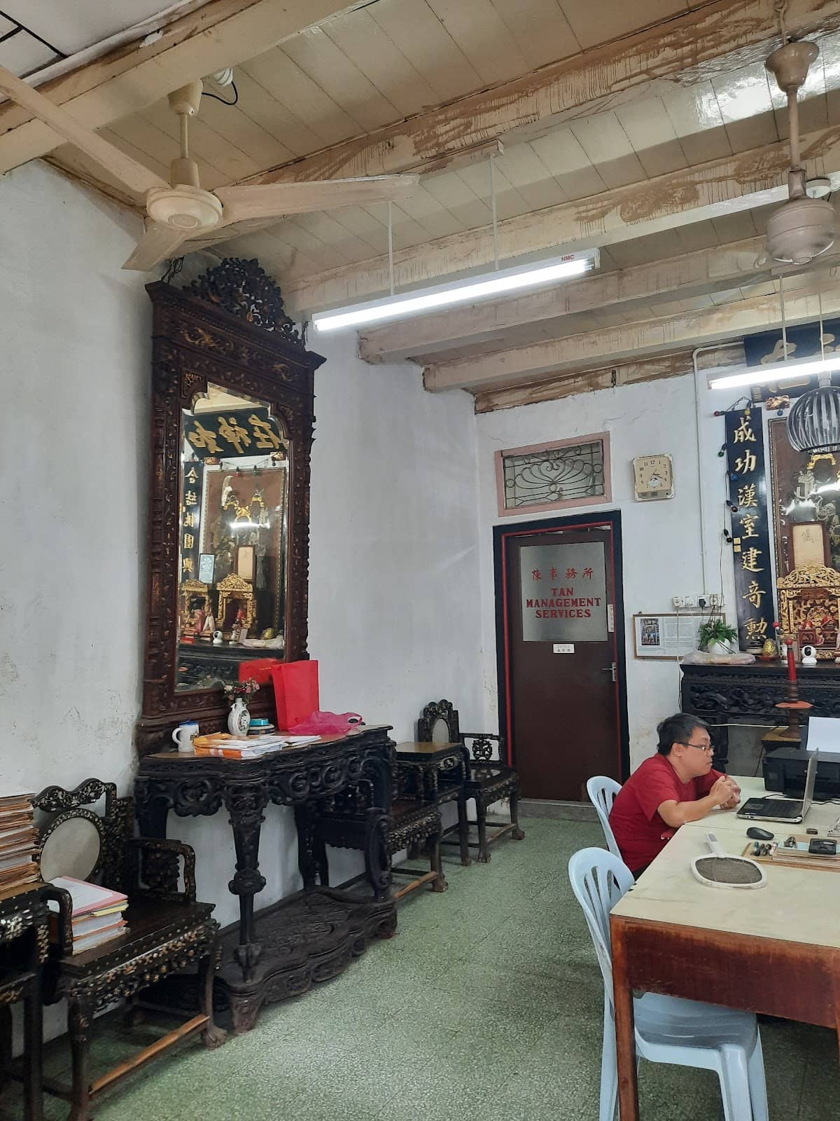 Authentic Peranakan Dining