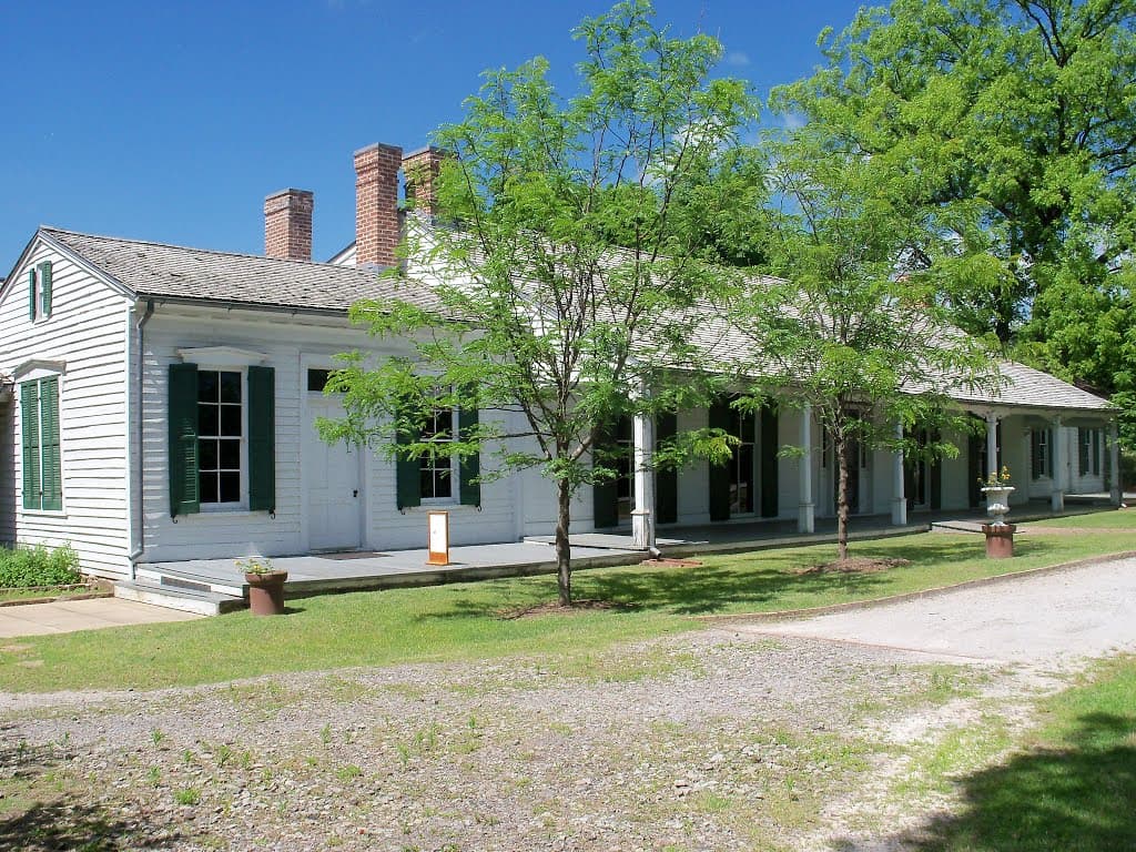 Drennen-Scott House - Image 1