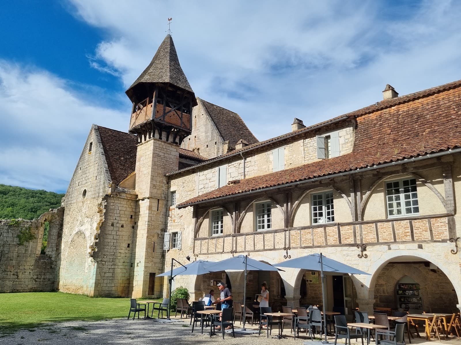 Espagnac-Sainte-Eulalie Priory - Image 1
