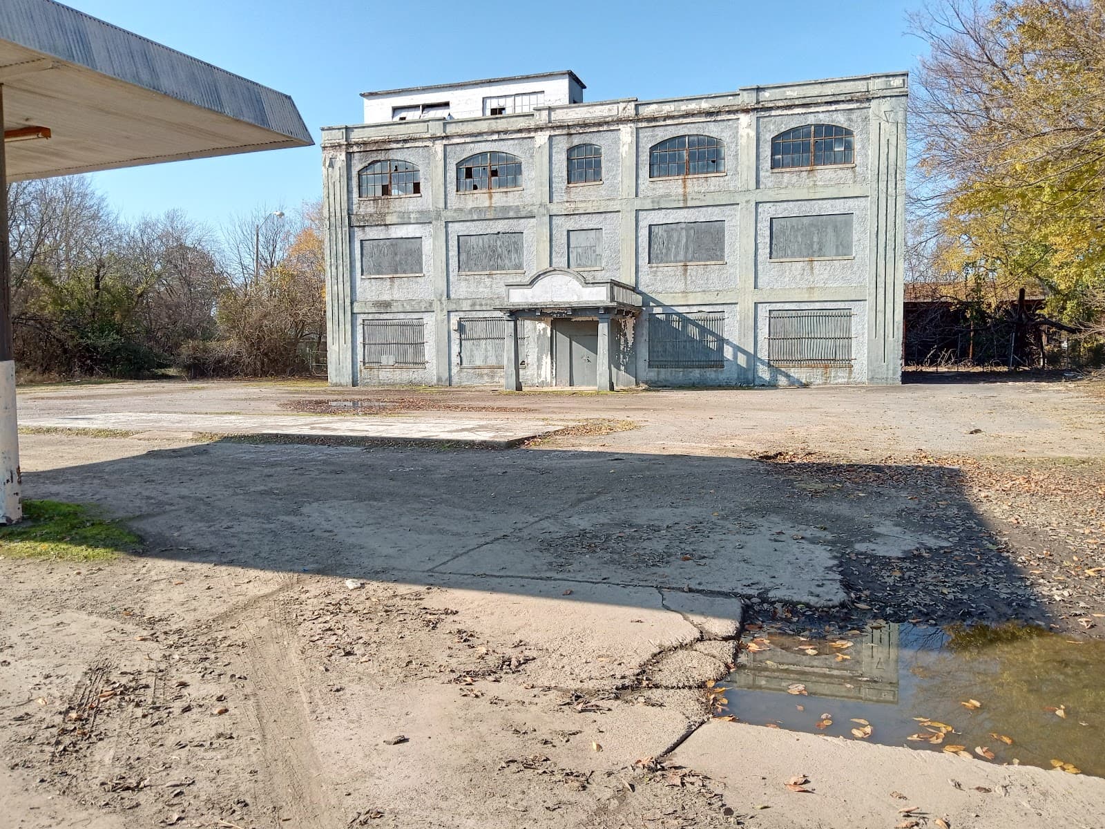 Garrison Avenue Bridge - Image 1