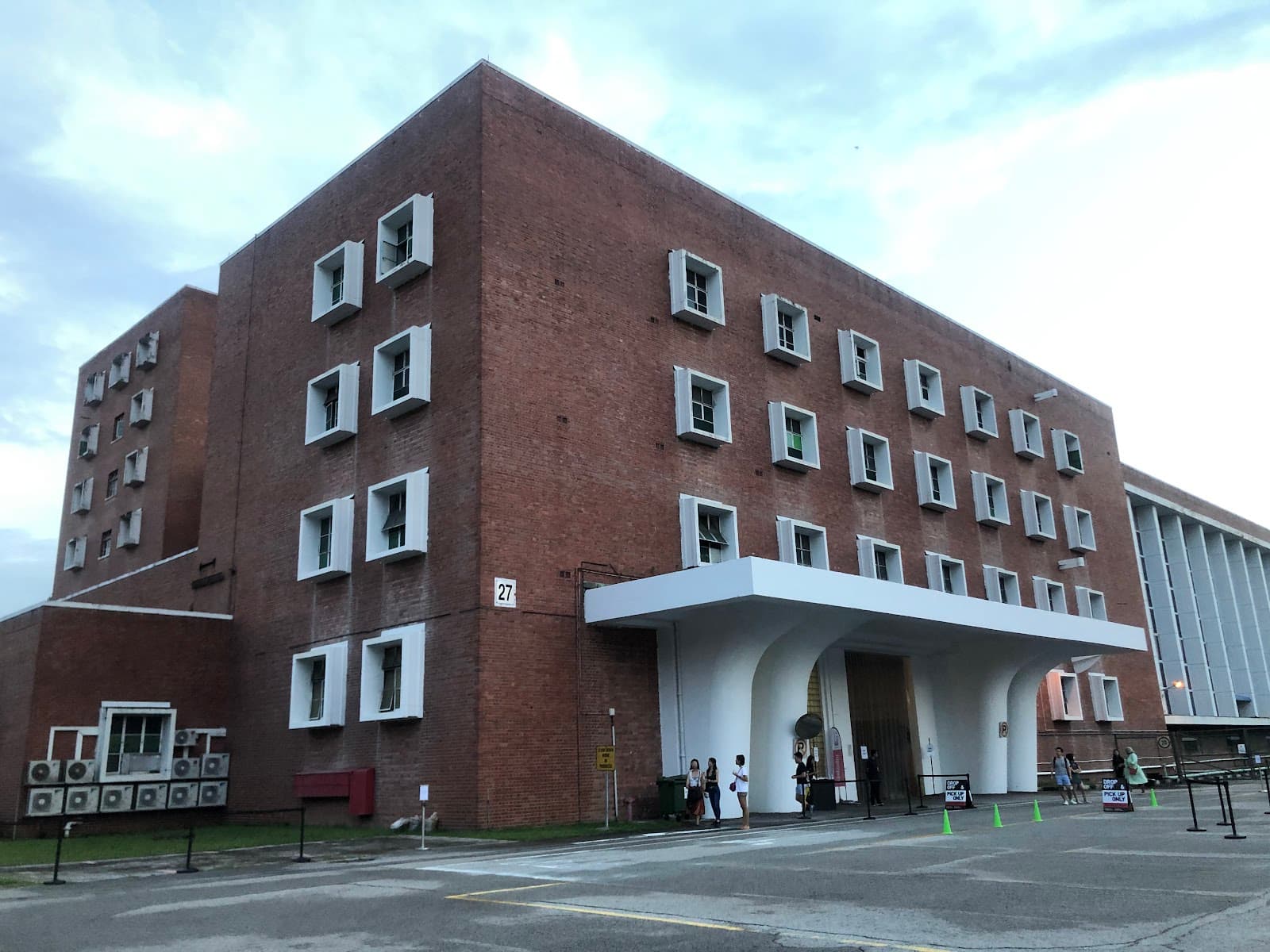 Pasir Panjang Power Station - Image 1