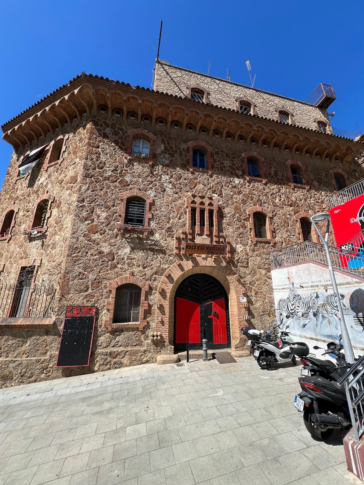 Casa de la Muntanya - Image 1