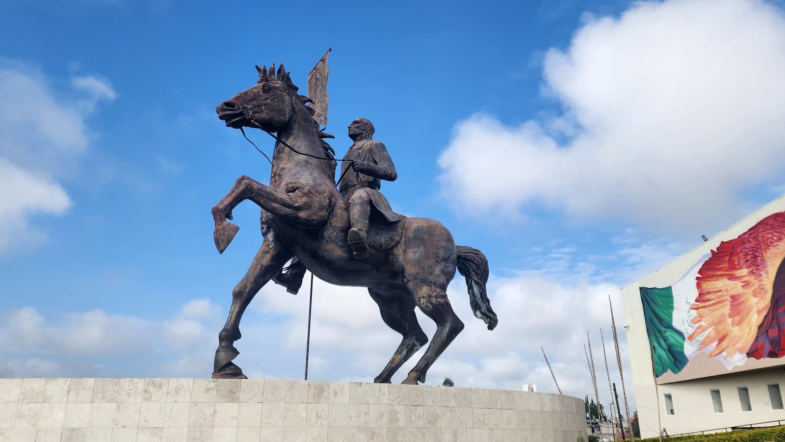 Monumento a Miguel Hidalgo - Image 1