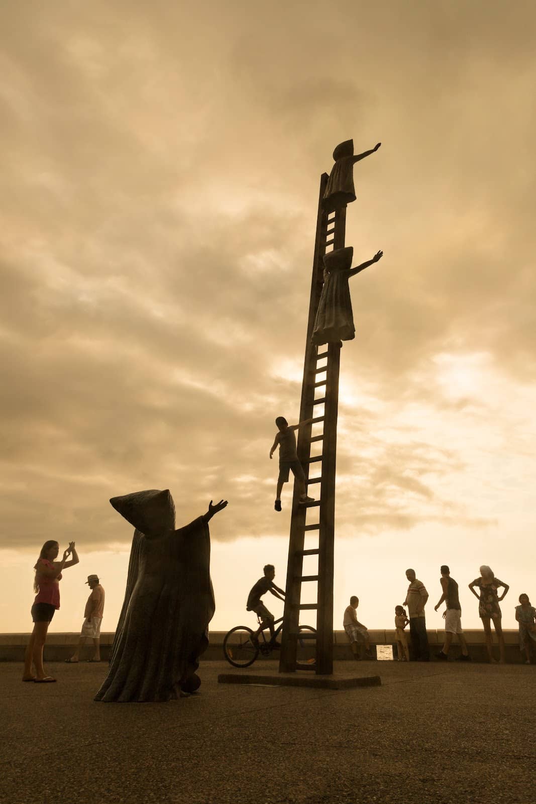 Sergio Bustamante's Art