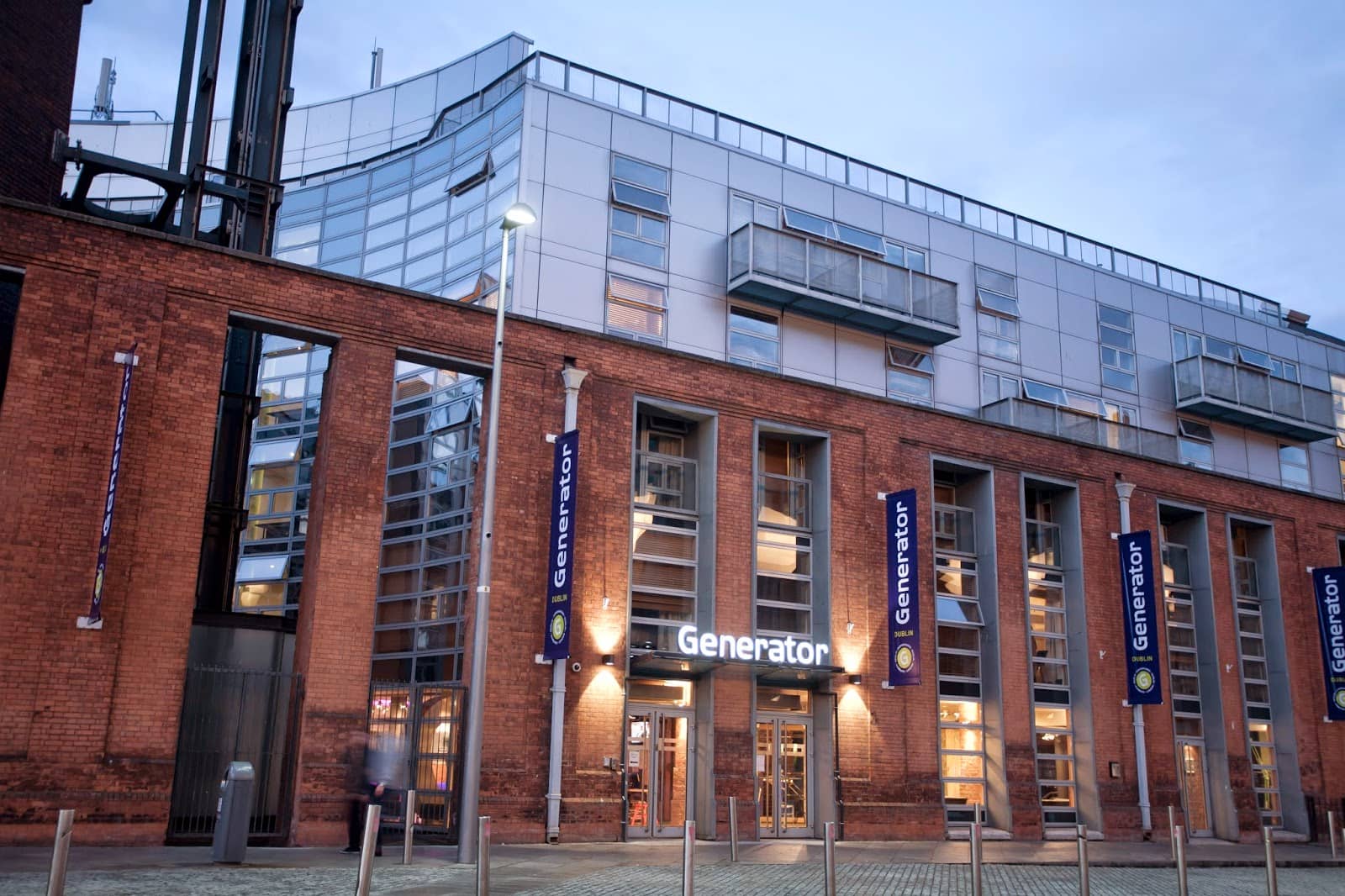 Themed Dorms & Private Rooms