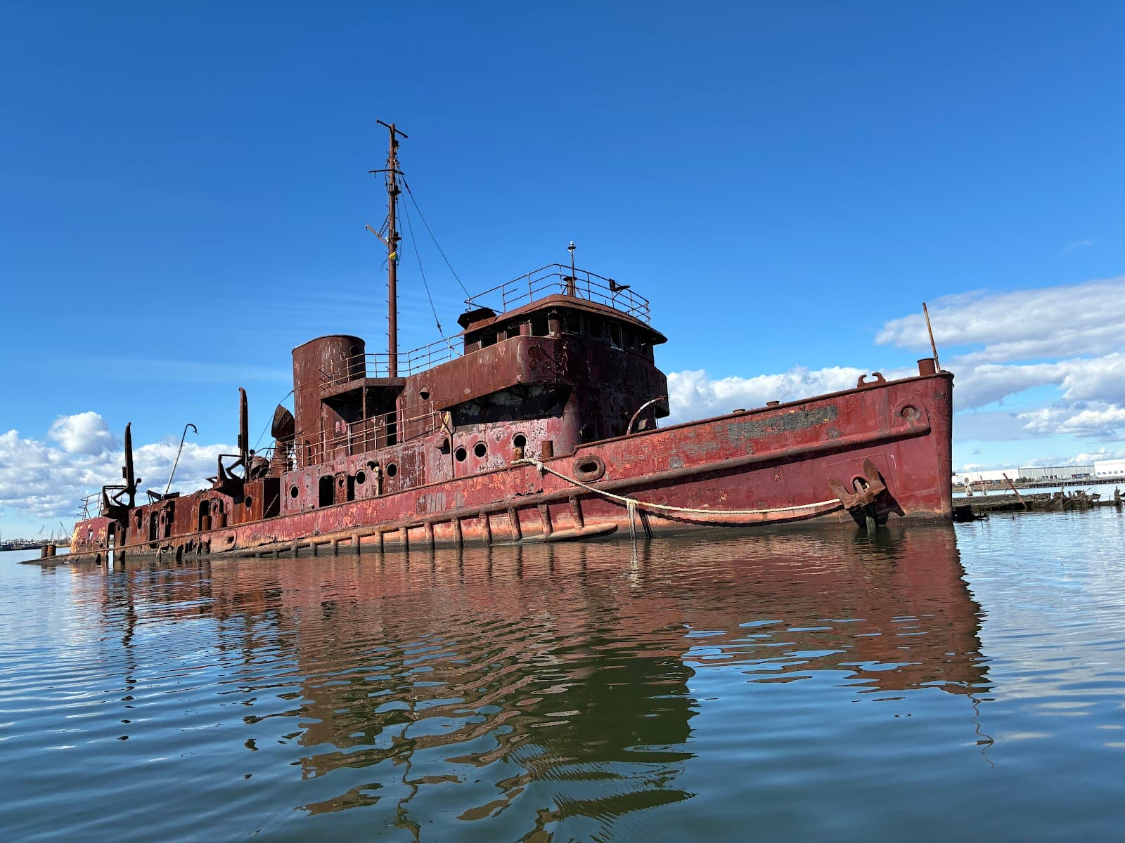 Staten Island Boat Graveyard Witte Marine - Image 1