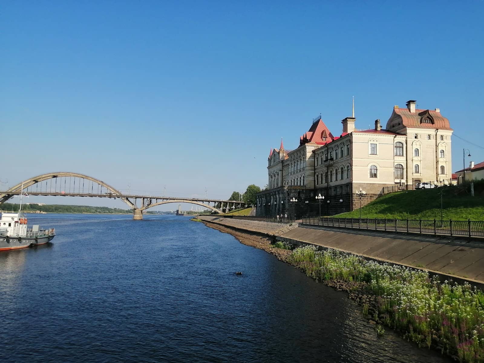 Coastal Villages & Beaches