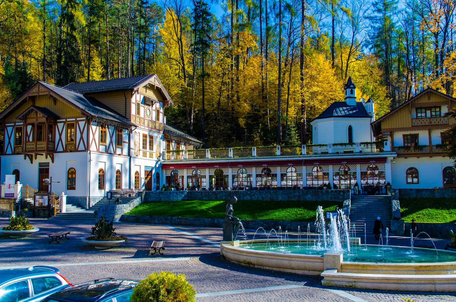 Dietl Square - Image 1