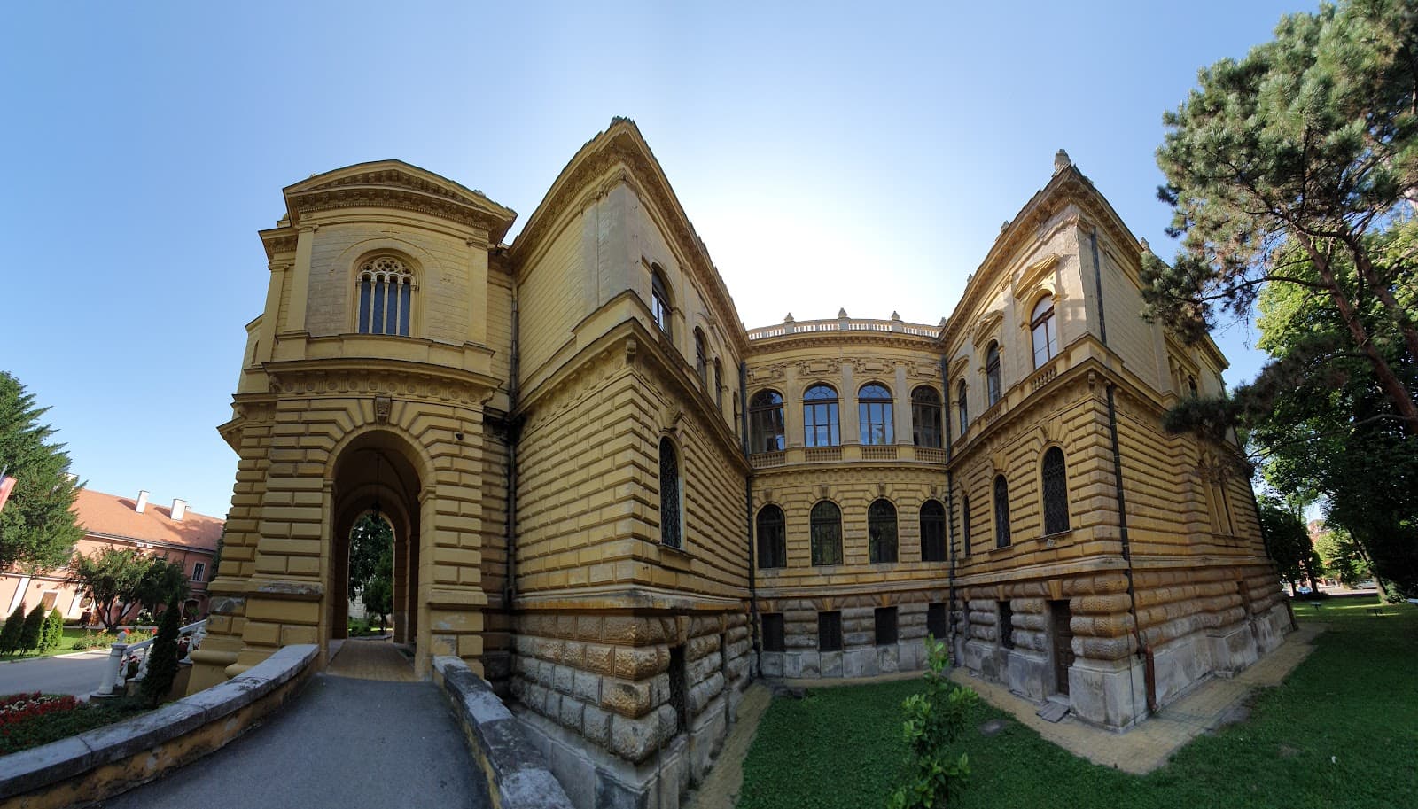 Karlovci Patriarchate Court - Image 1