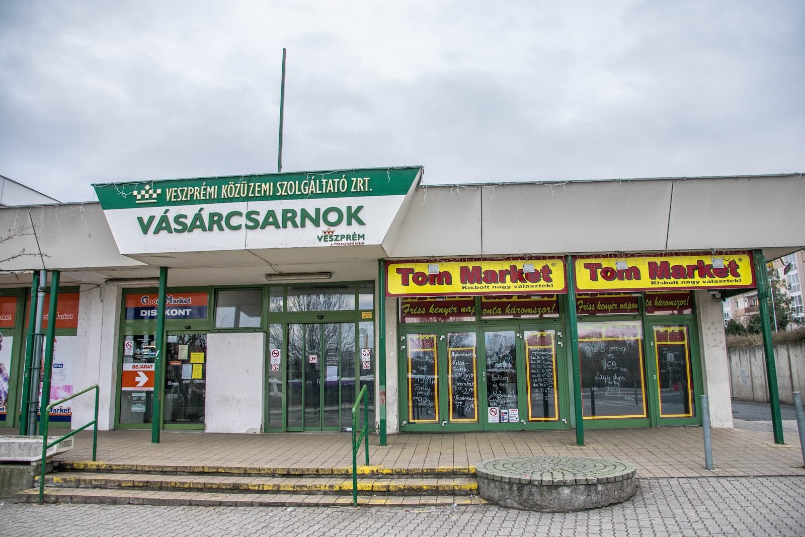 Veszprém Market Hall - Image 1