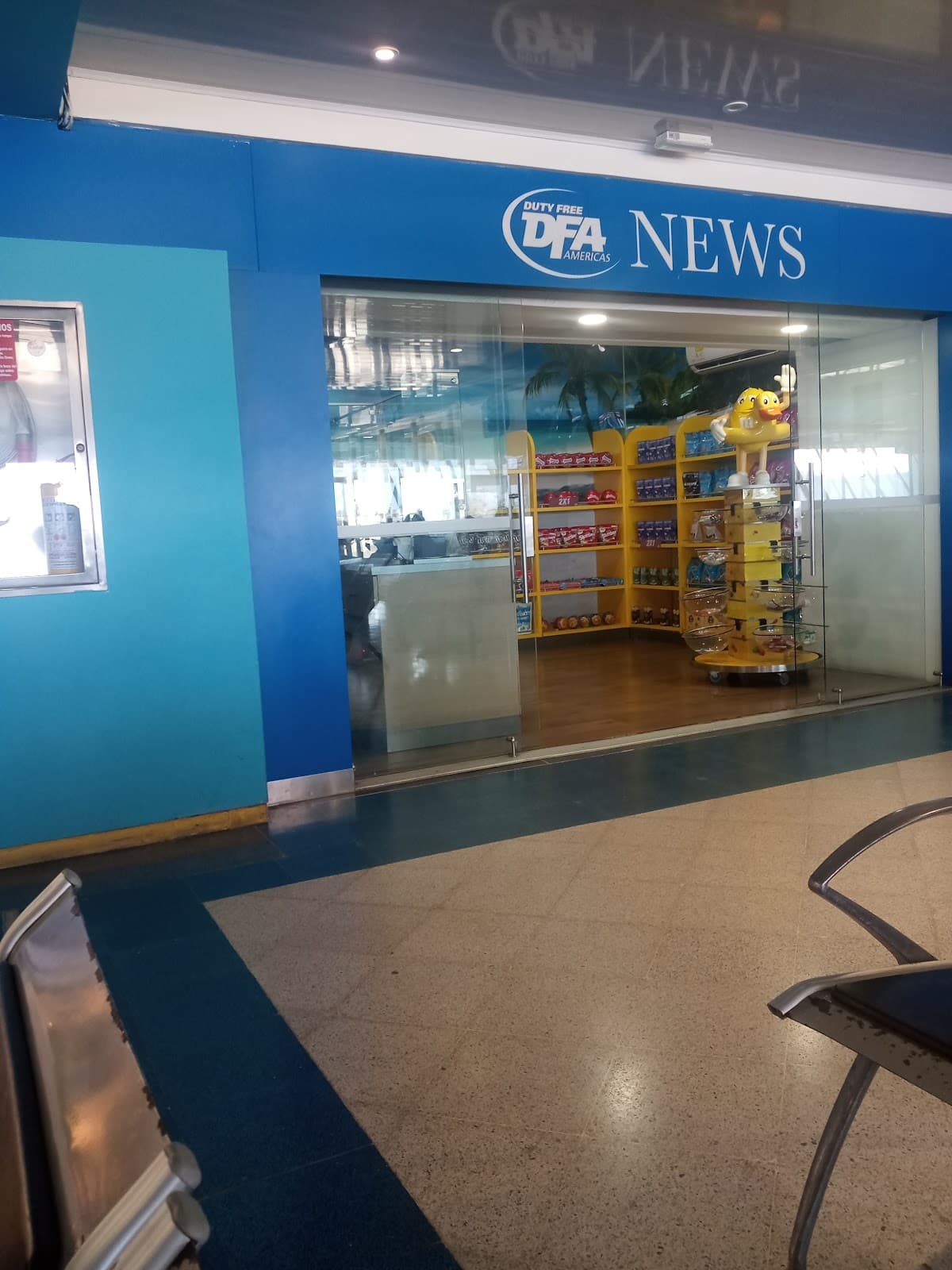 Duty-Free Shopping Zone North End - Image 1