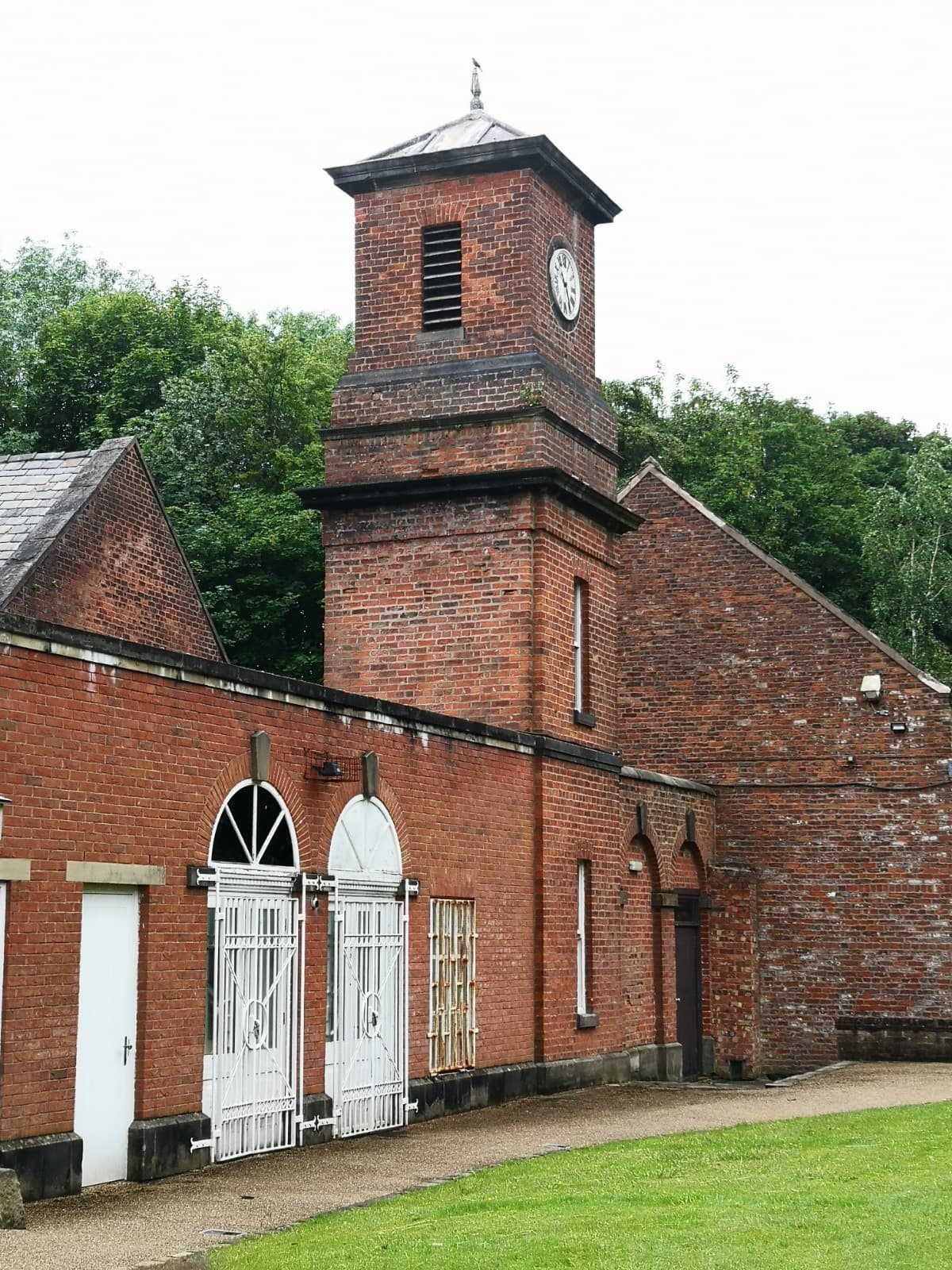 Worden Park - Image 1