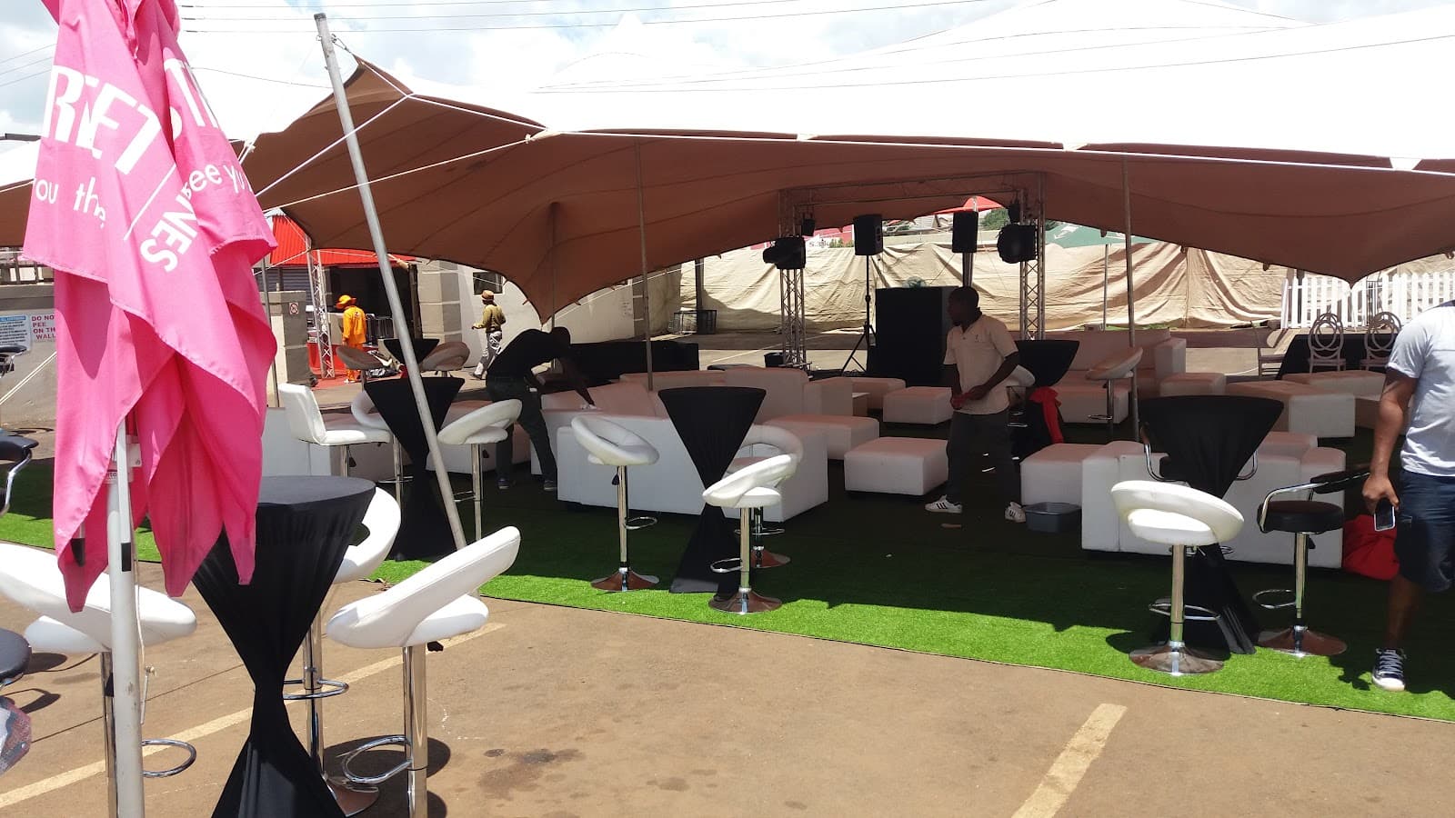 Social Link - Image 1