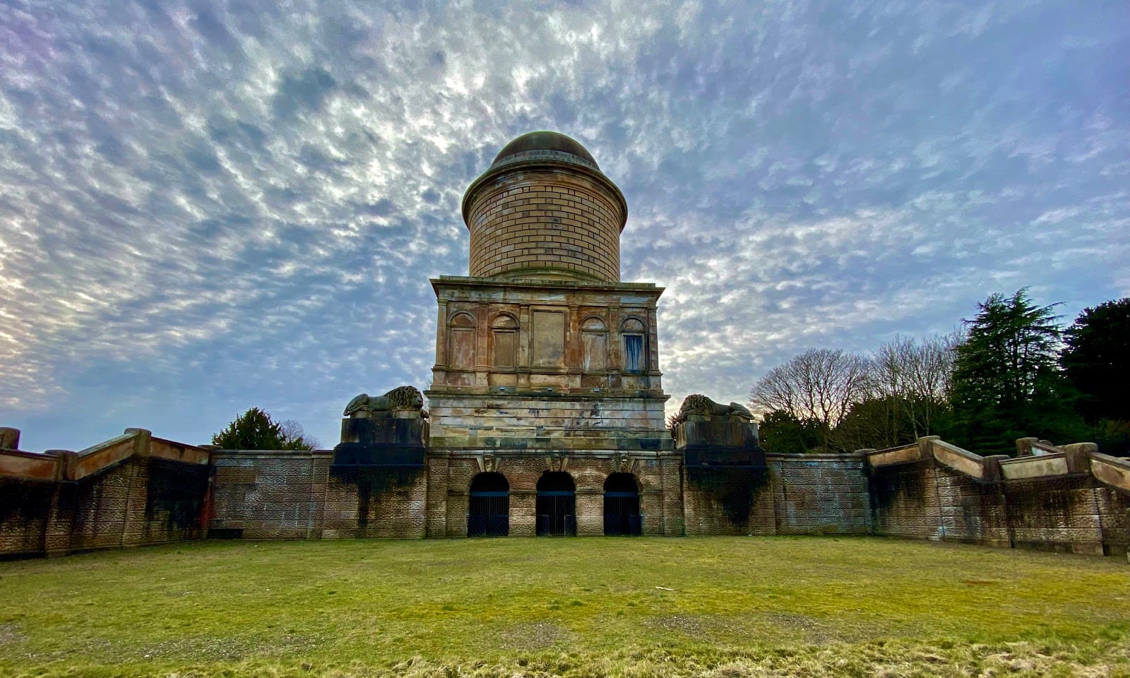 Hamilton Mausoleum - Image 1