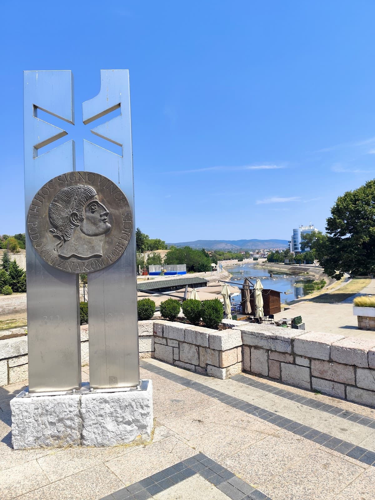 Statue of Constantine the Great - Image 1