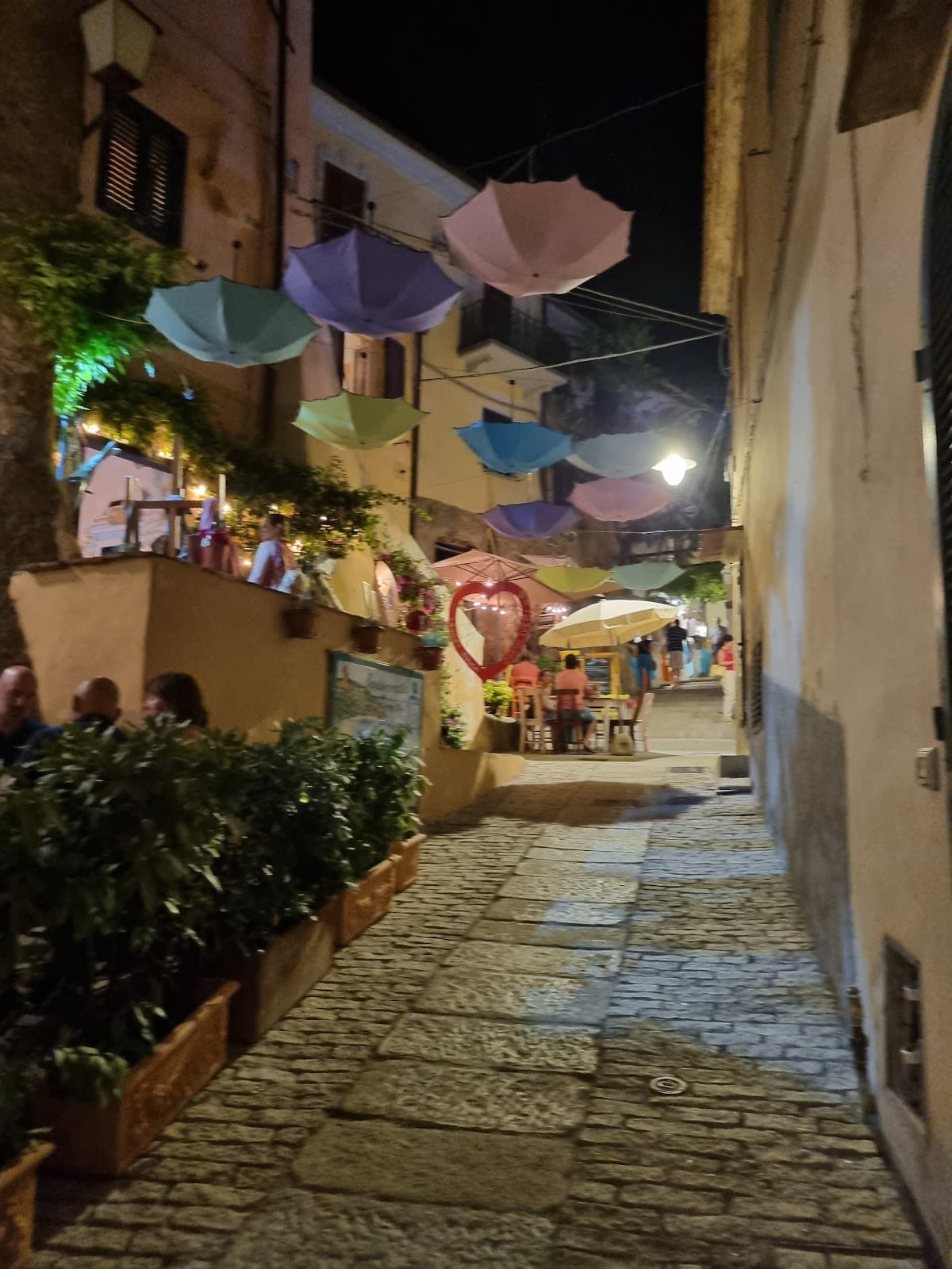 Centro Storico Capoliveri - Image 1