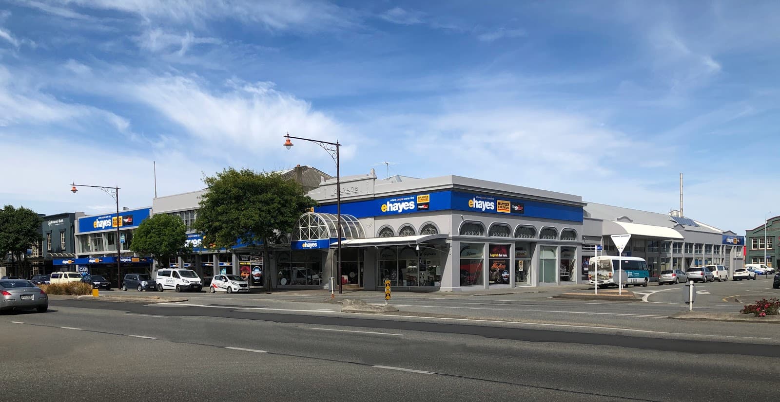 E Hayes and Sons Invercargill - Image 1