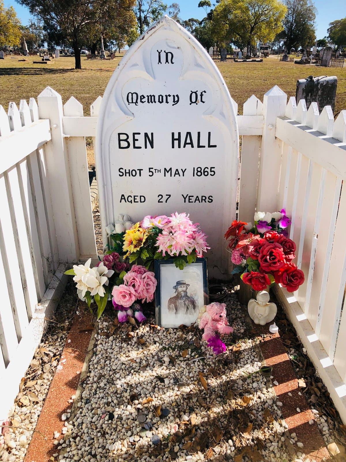Ben Hall’s Grave - Image 1