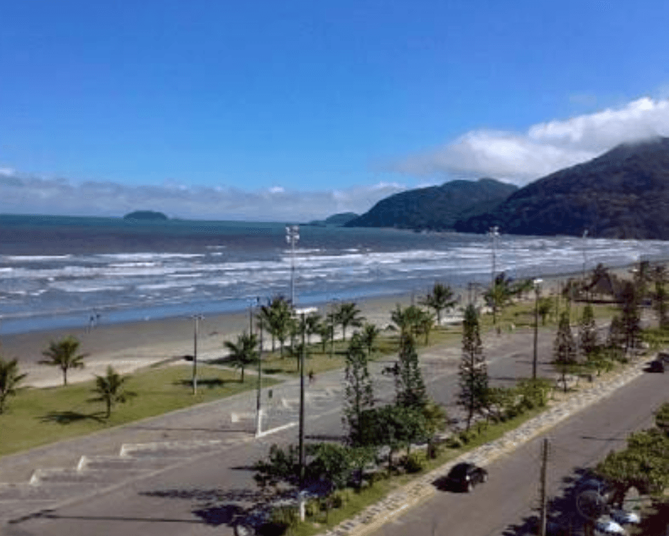 Praia de Peruíbe (Central Beach) - Image 1