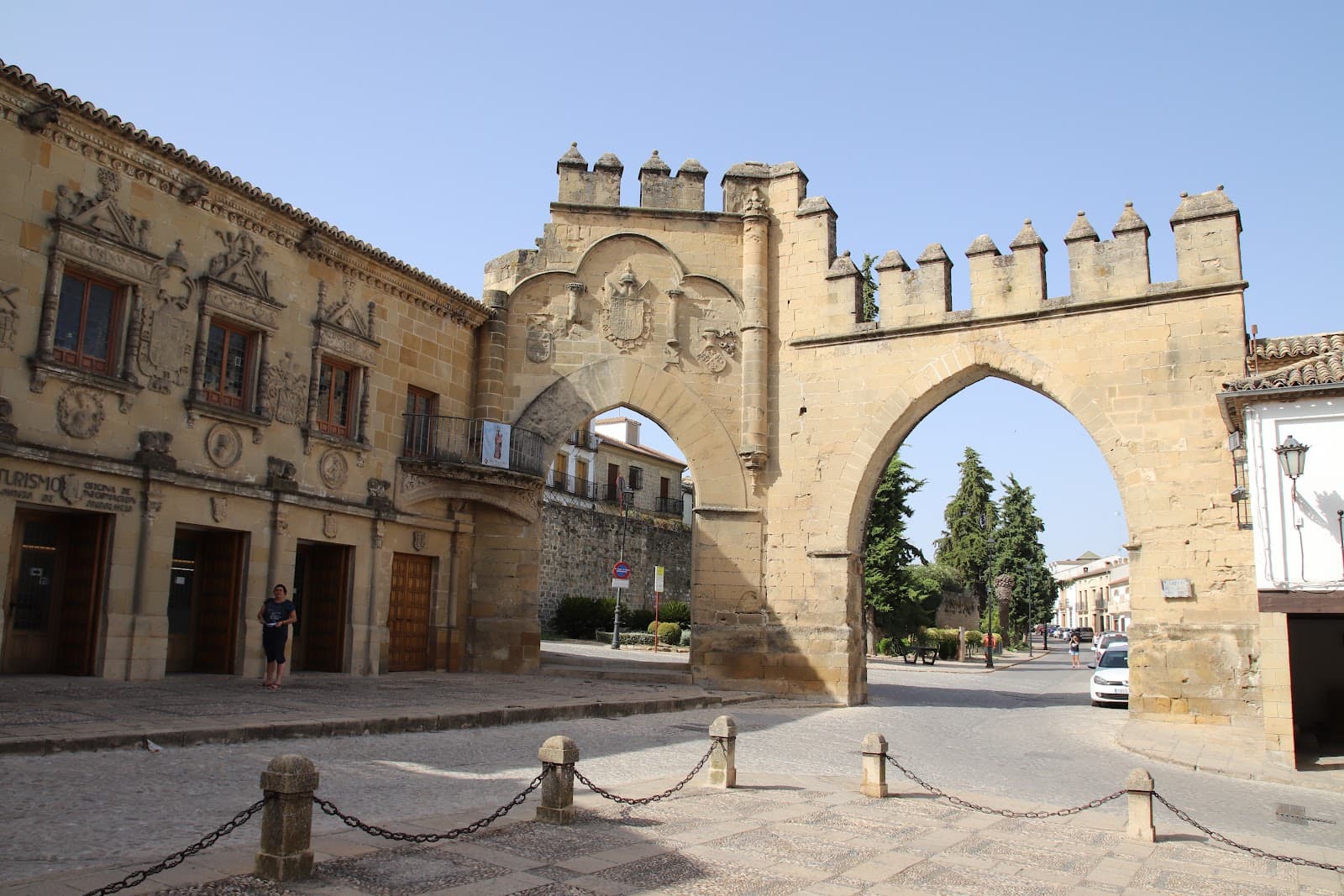 Arco de Villalar - Image 1