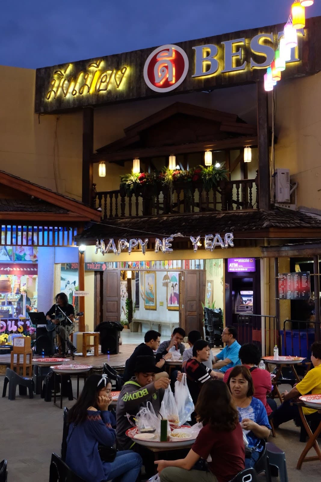 Bo Kluea Market - Image 1