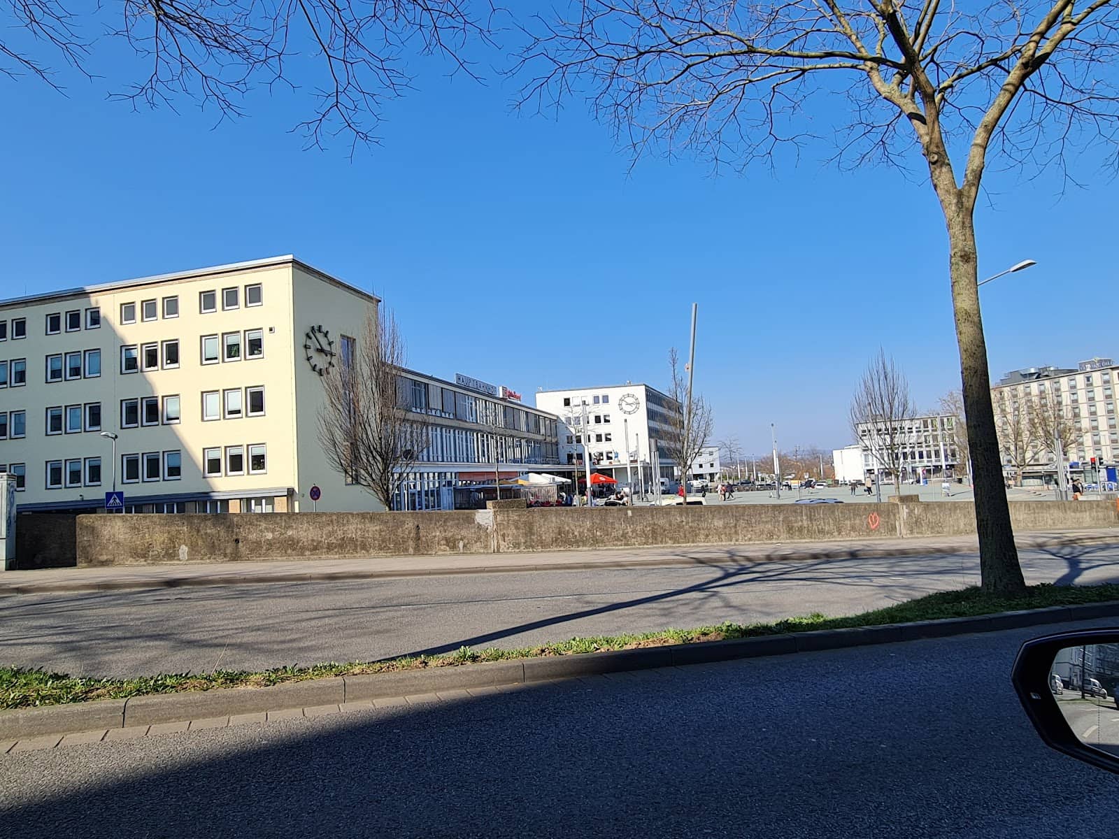 Live Performances & Conventions