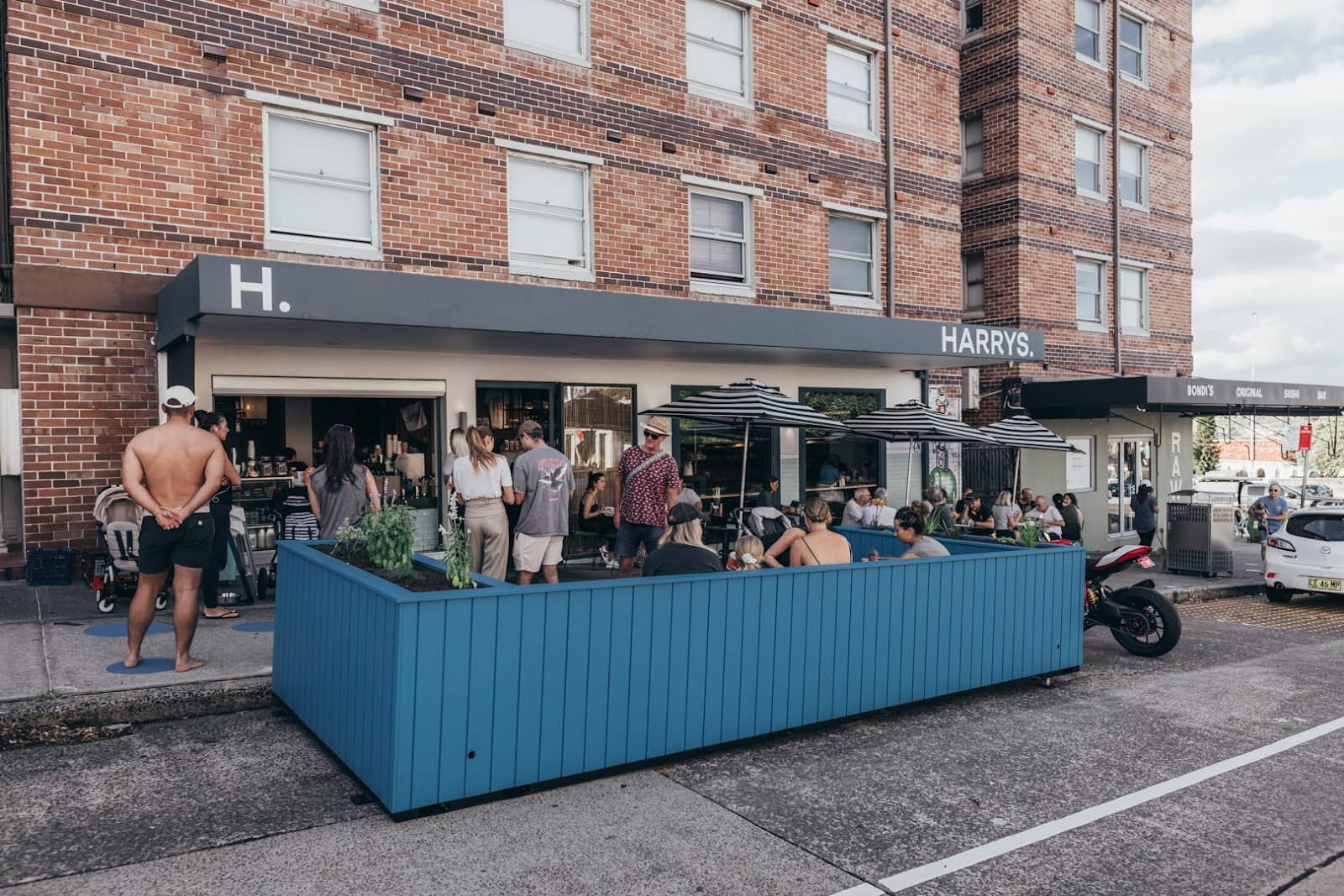 Chilli Eggs with Salmon