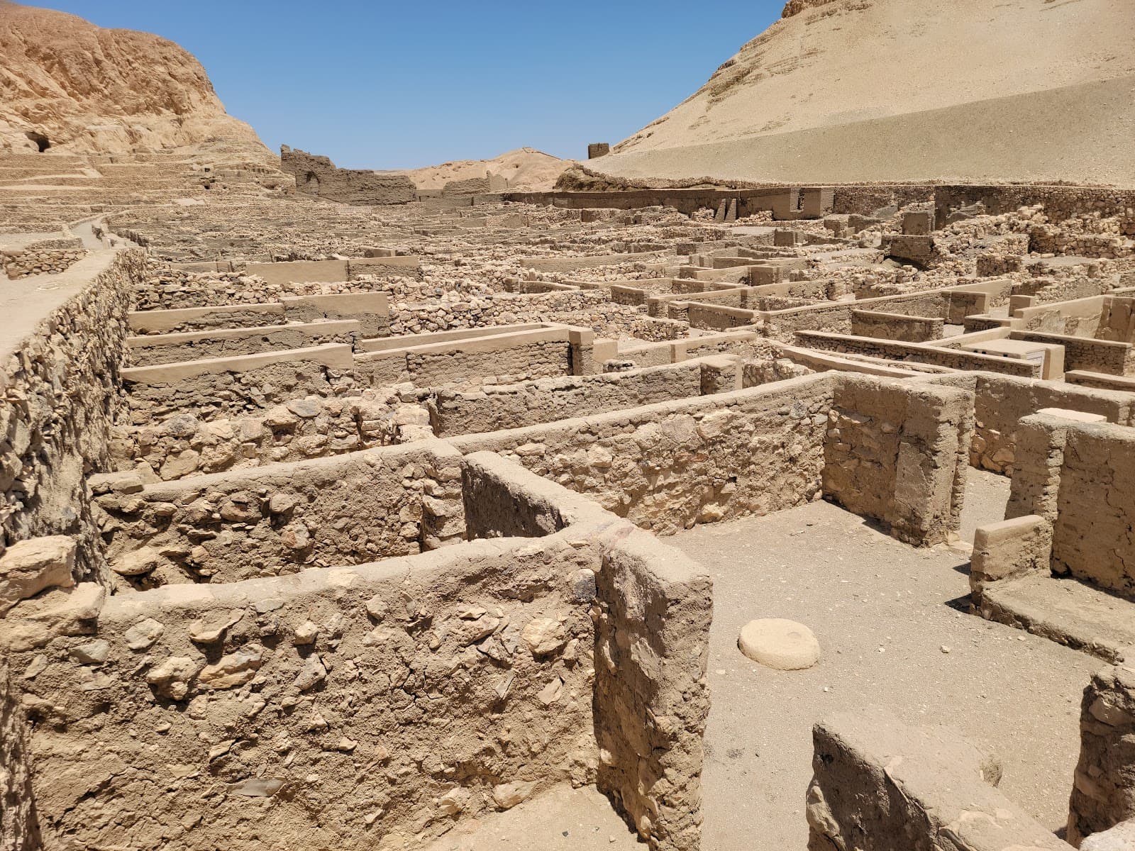 Deir el-Medina Luxor - Image 1