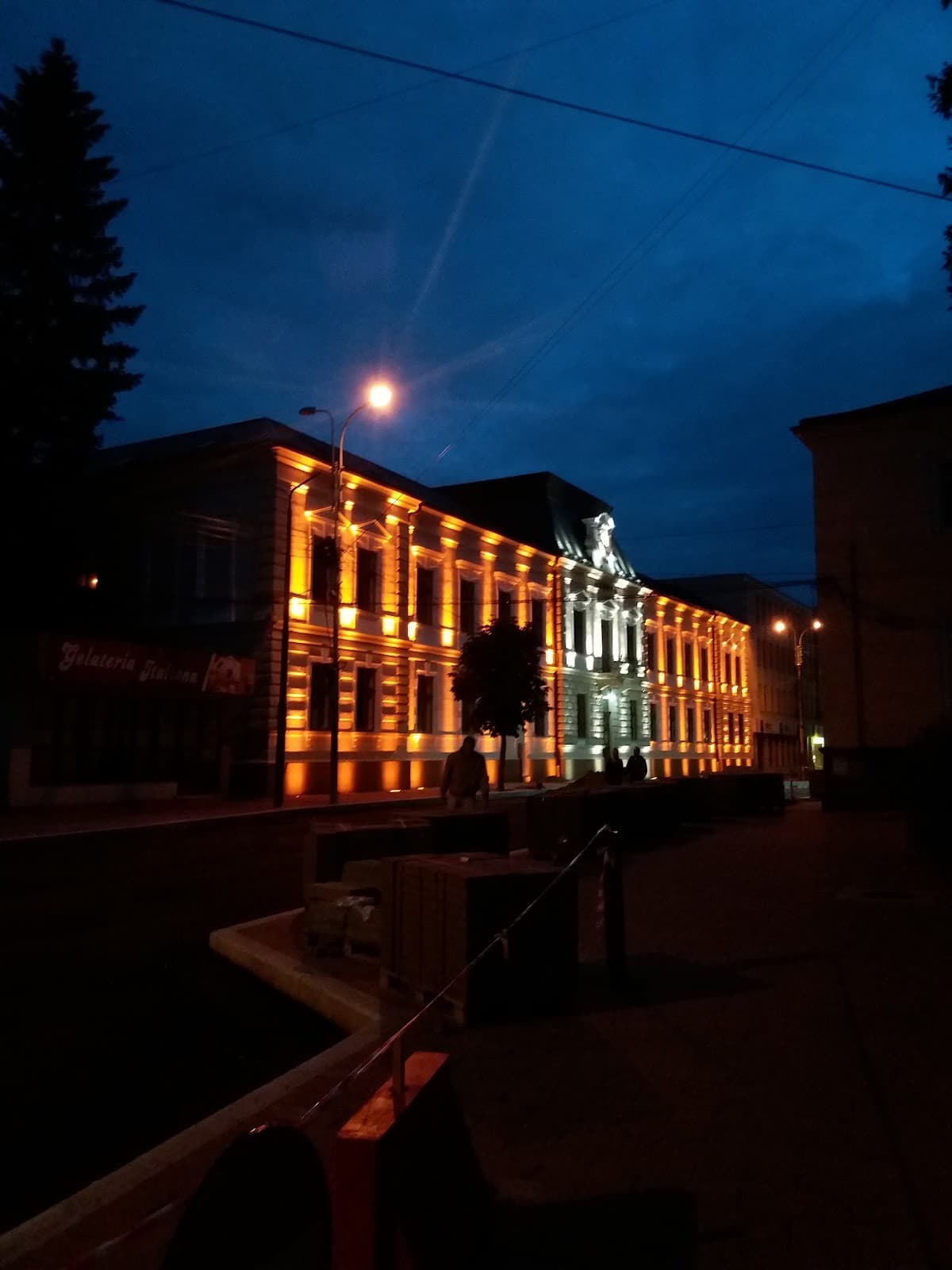 Ștefan cel Mare Street - Image 1