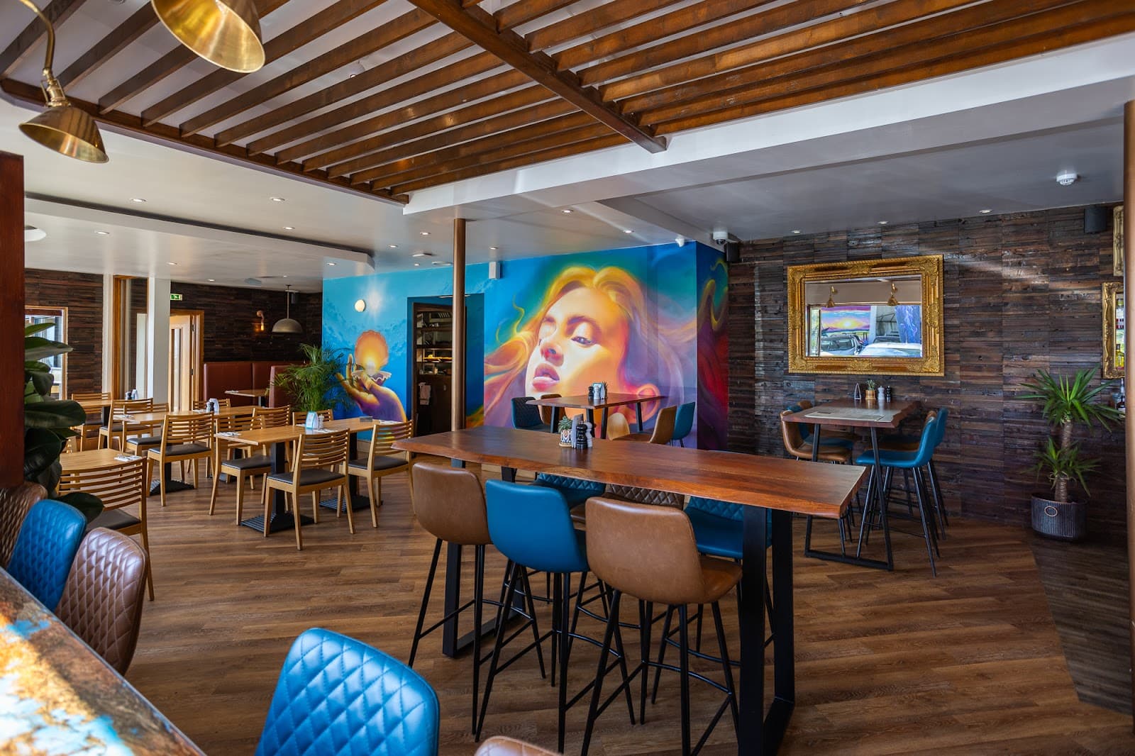 Leigh Cockle Sheds - Image 1