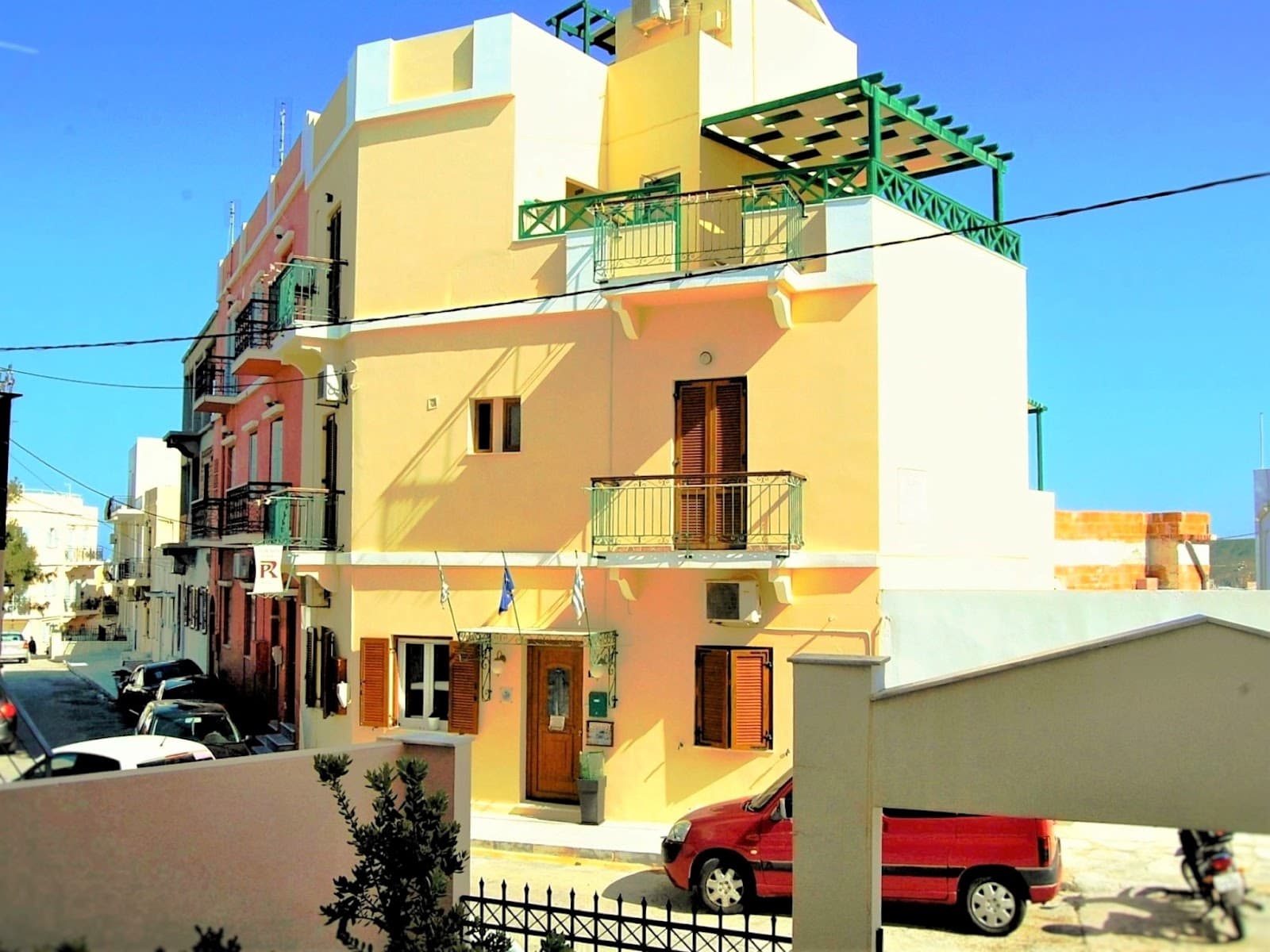 Pefkakia Park Viewpoint - Image 1