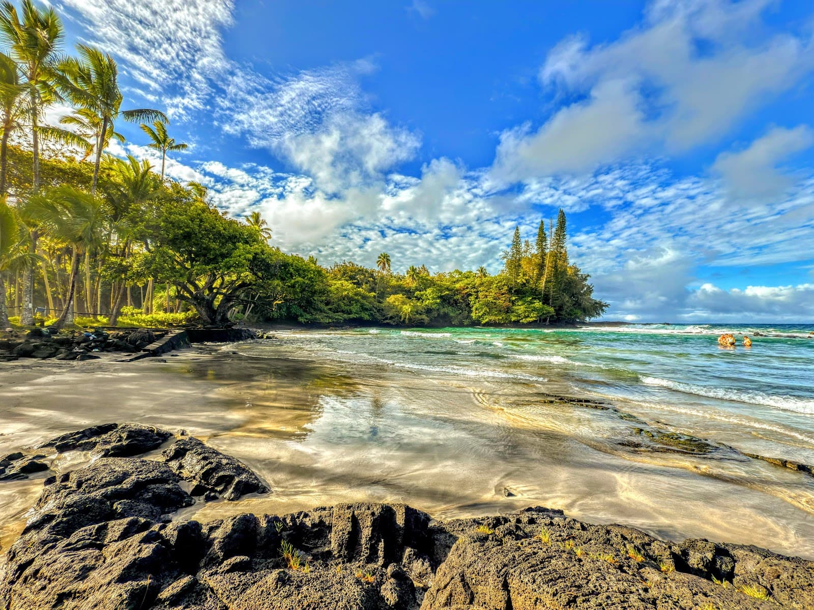 Shipman Beach Haena - Image 1