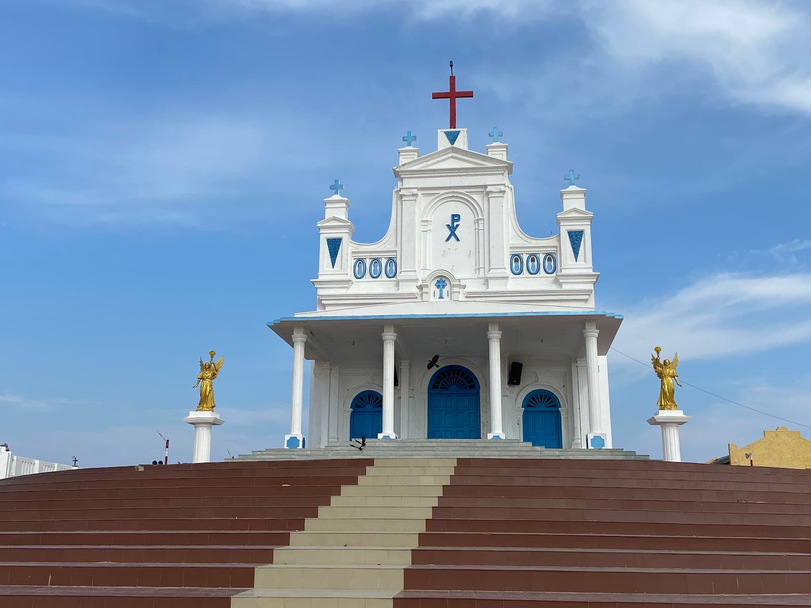 Manapad Holy Cross Church - Image 1