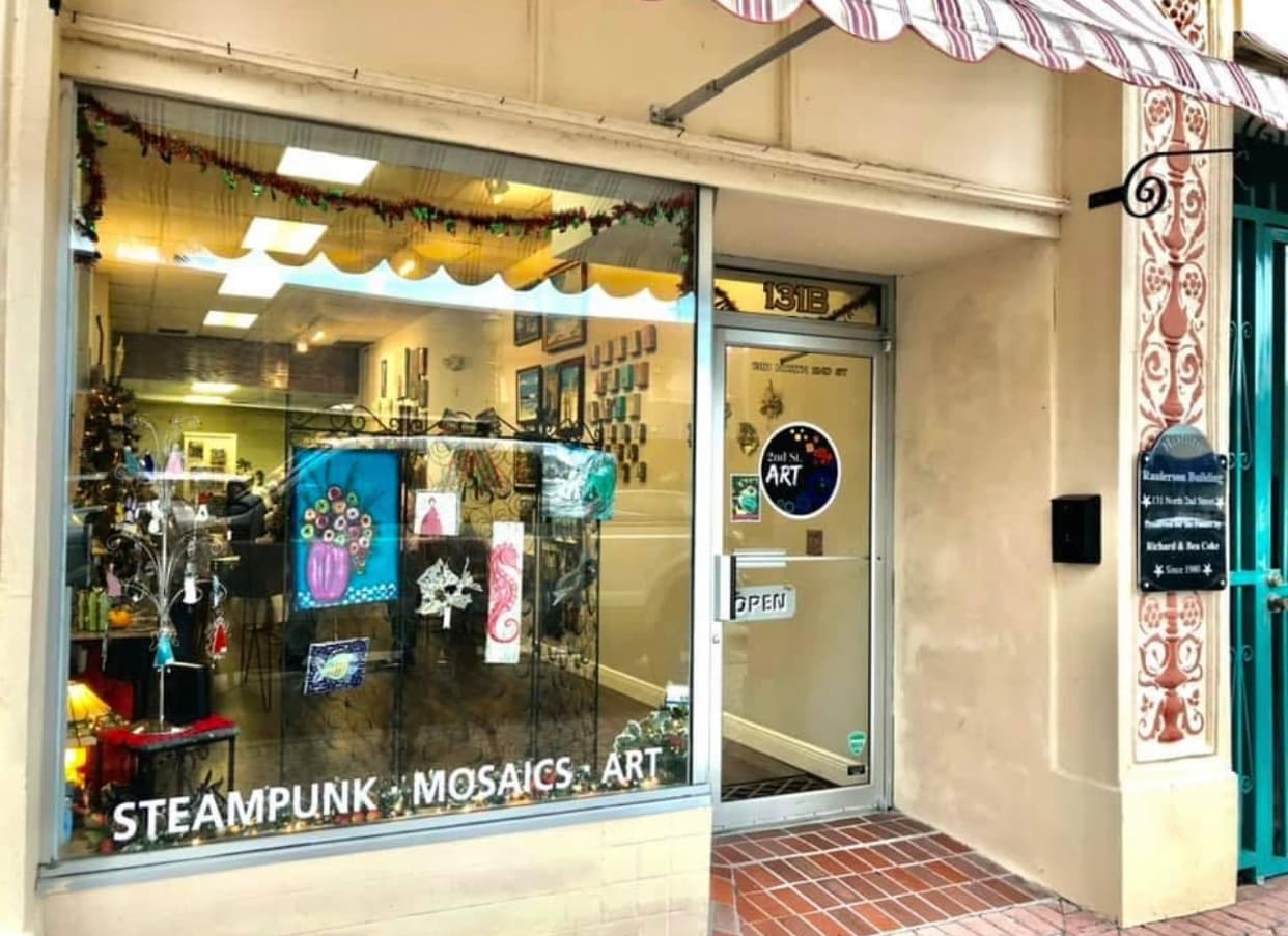 Downtown Murals and Street Art - Image 1