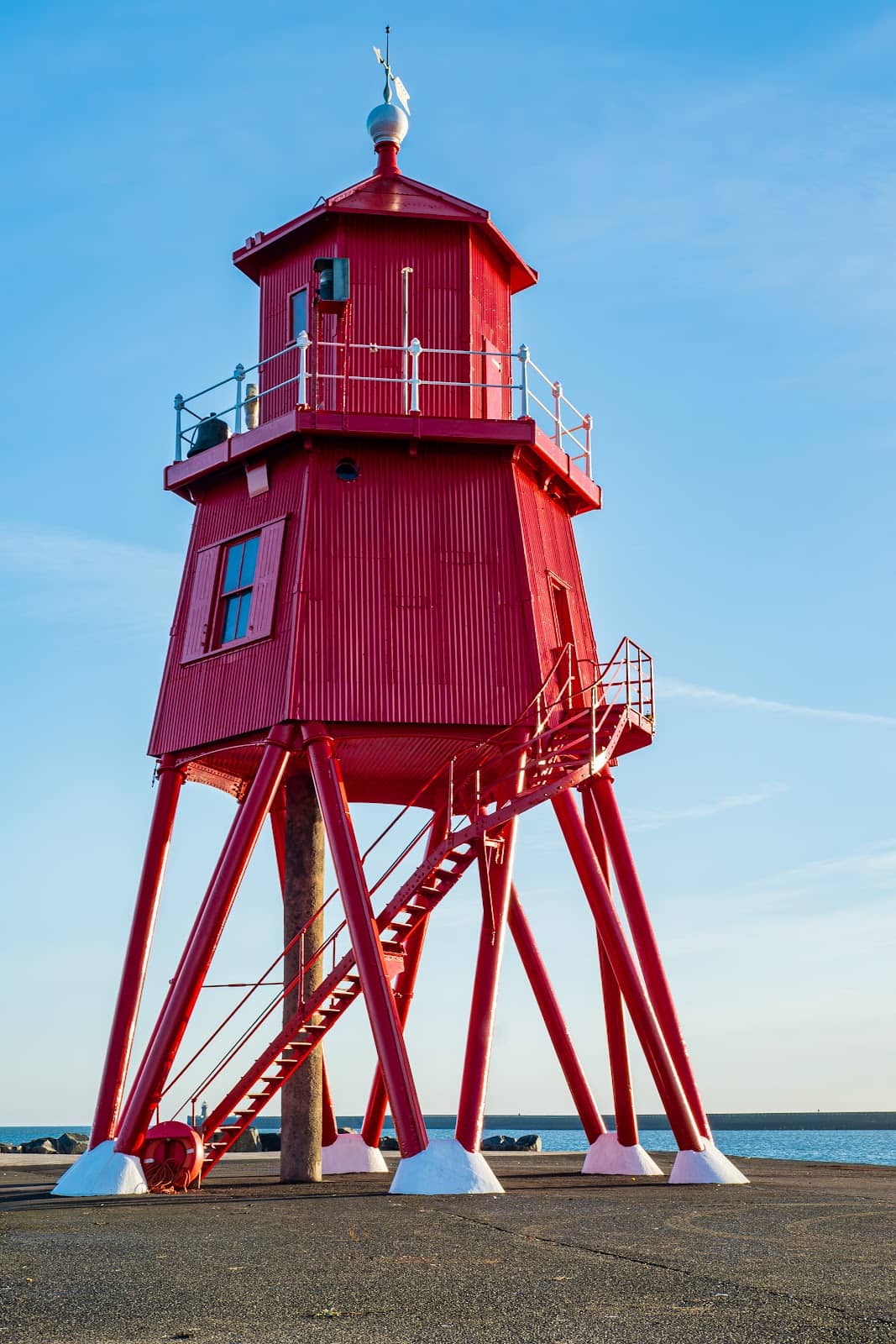 Coastal Walk and Ship Spotting