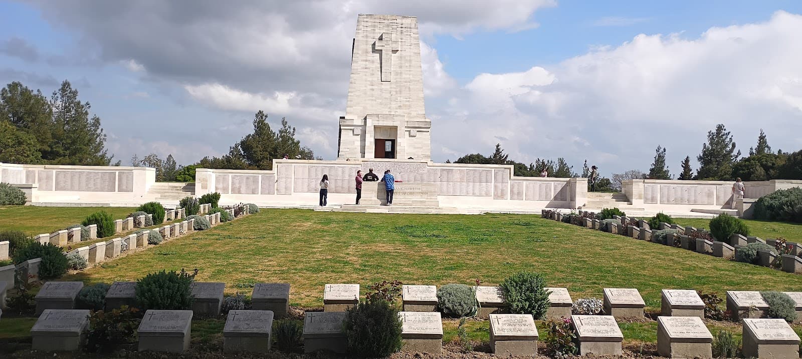 Shrapnel Valley Cemetery Gallipoli - Image 1