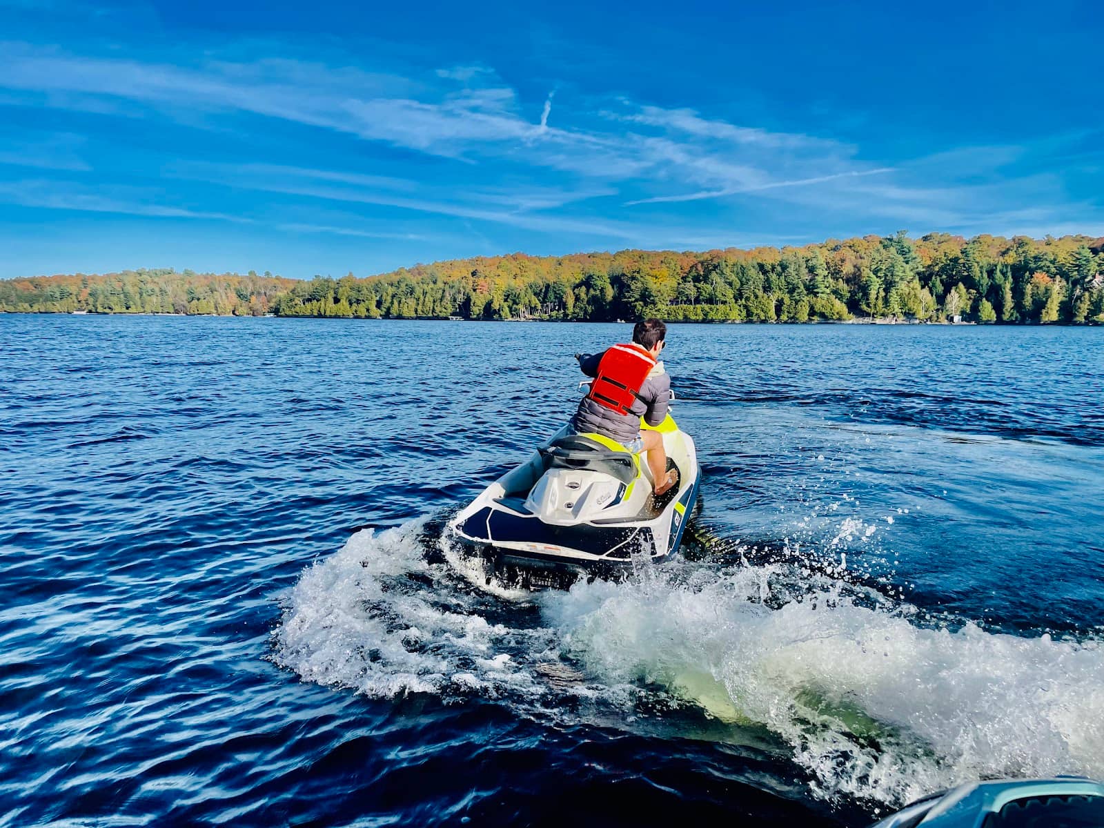 Scenic Lake Journeys
