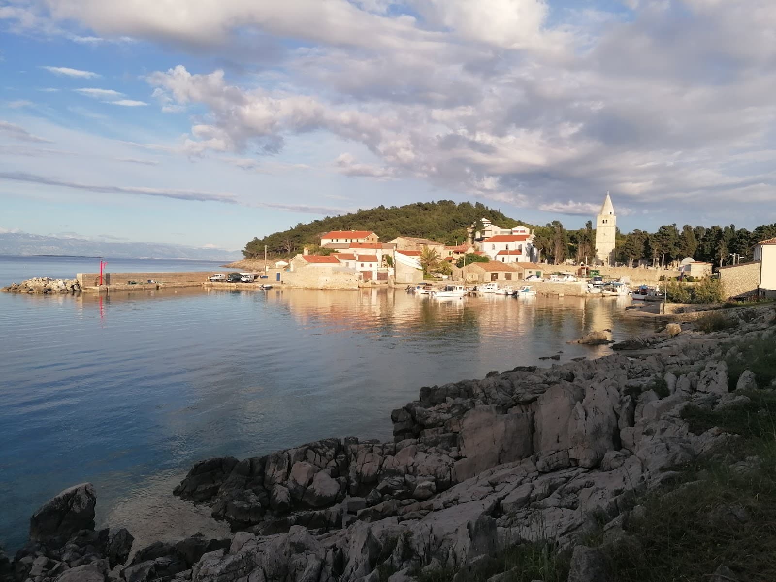 St. Martin Bay - Image 1