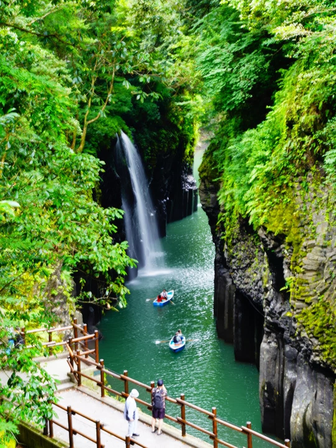 Manai Falls - Image 1