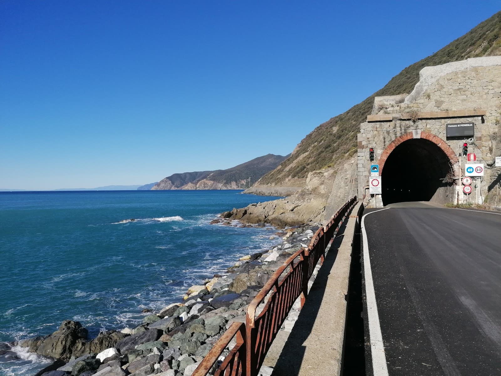 Historic Center Moneglia - Image 1