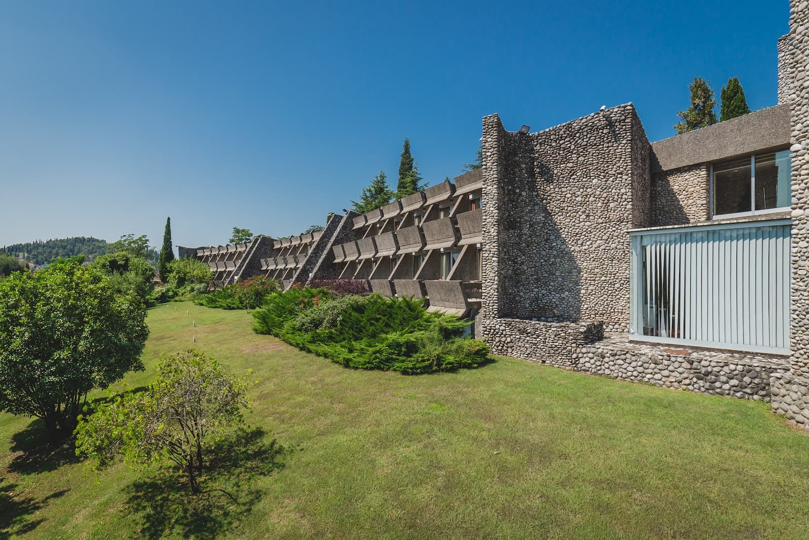 Hotel Podgorica (Modernist) - Image 1
