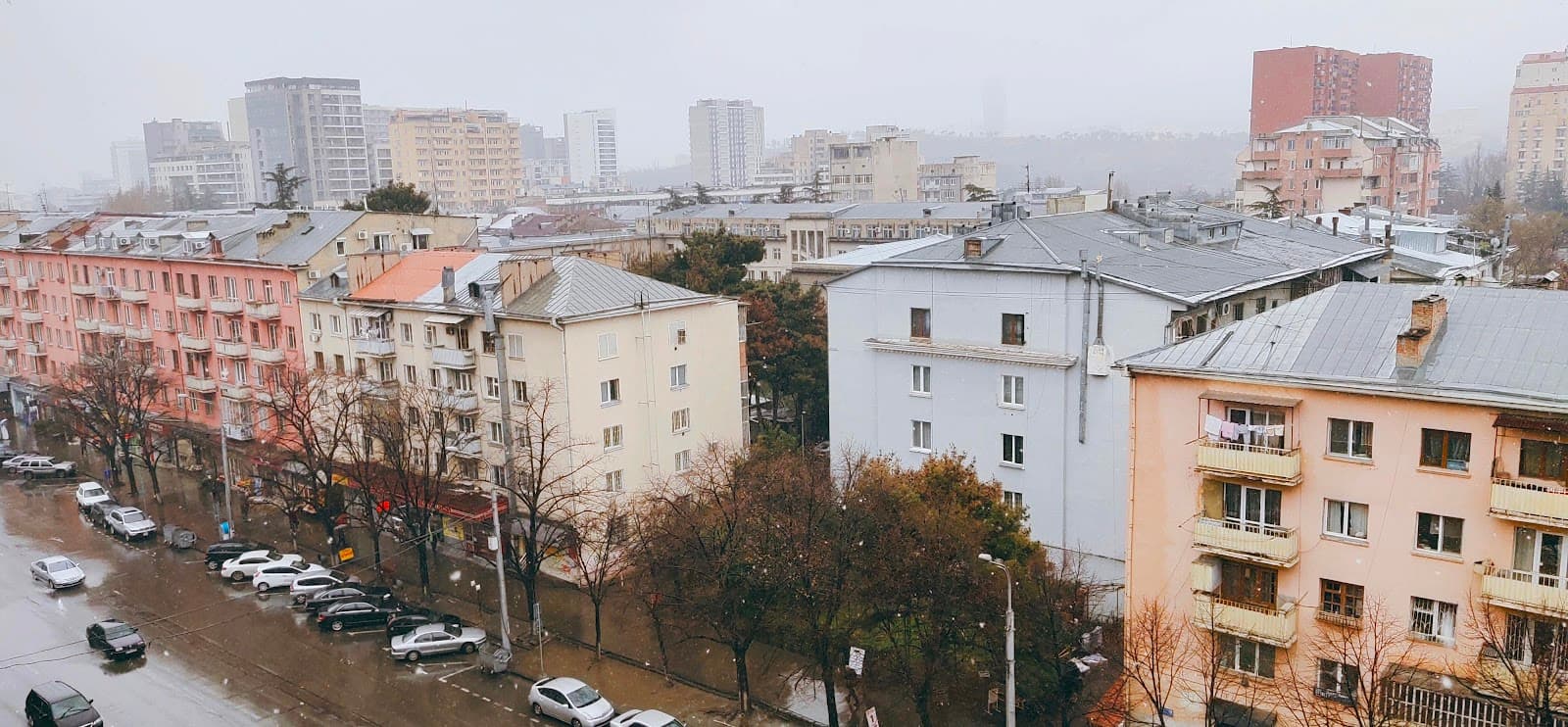 Saburtalo district - Image 1