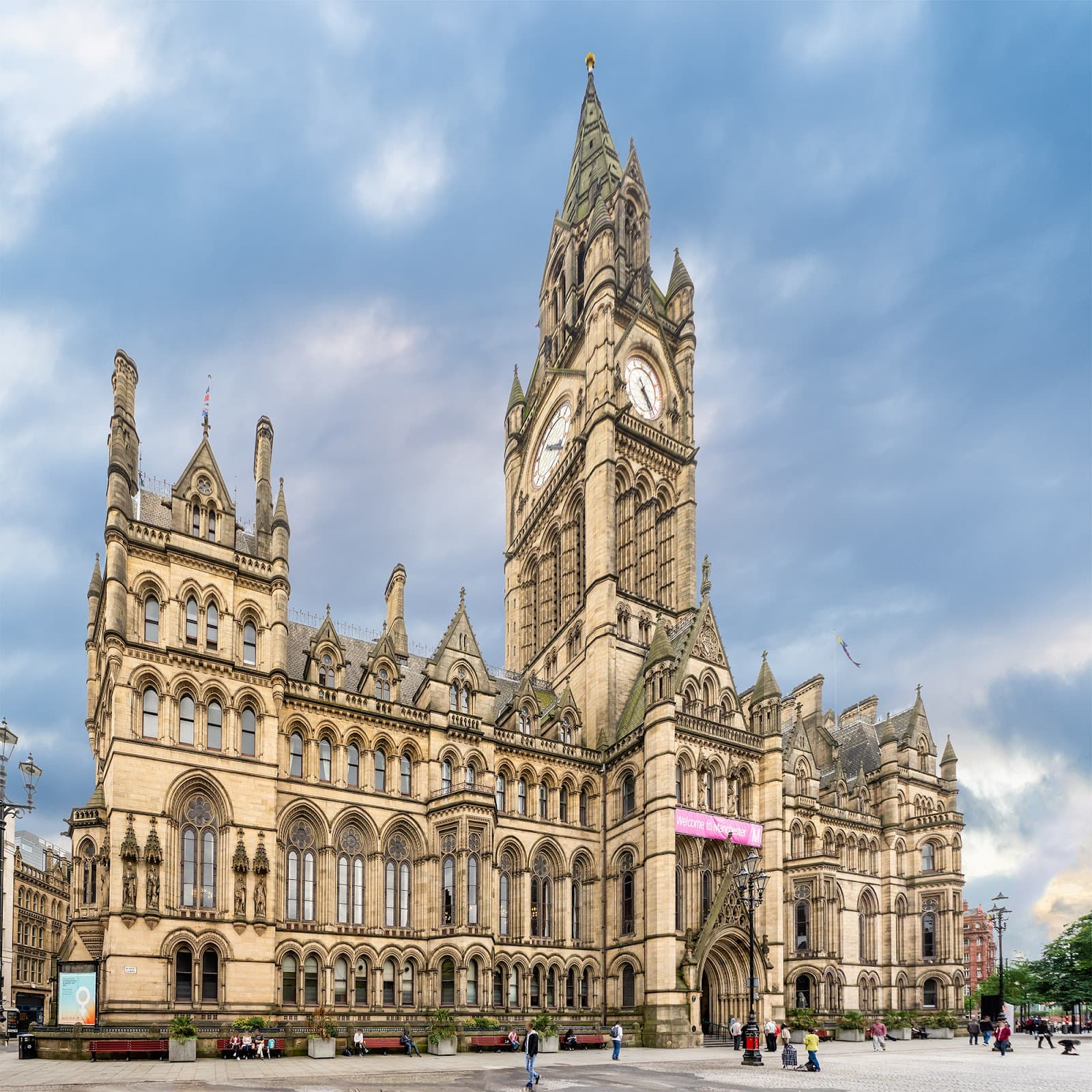 Manchester Town Hall - Image 1