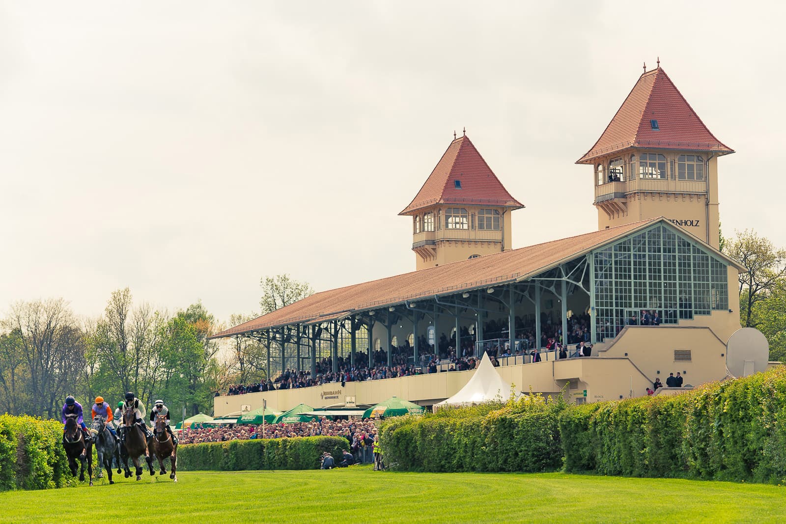 Scheibenholz Racecourse - Image 1
