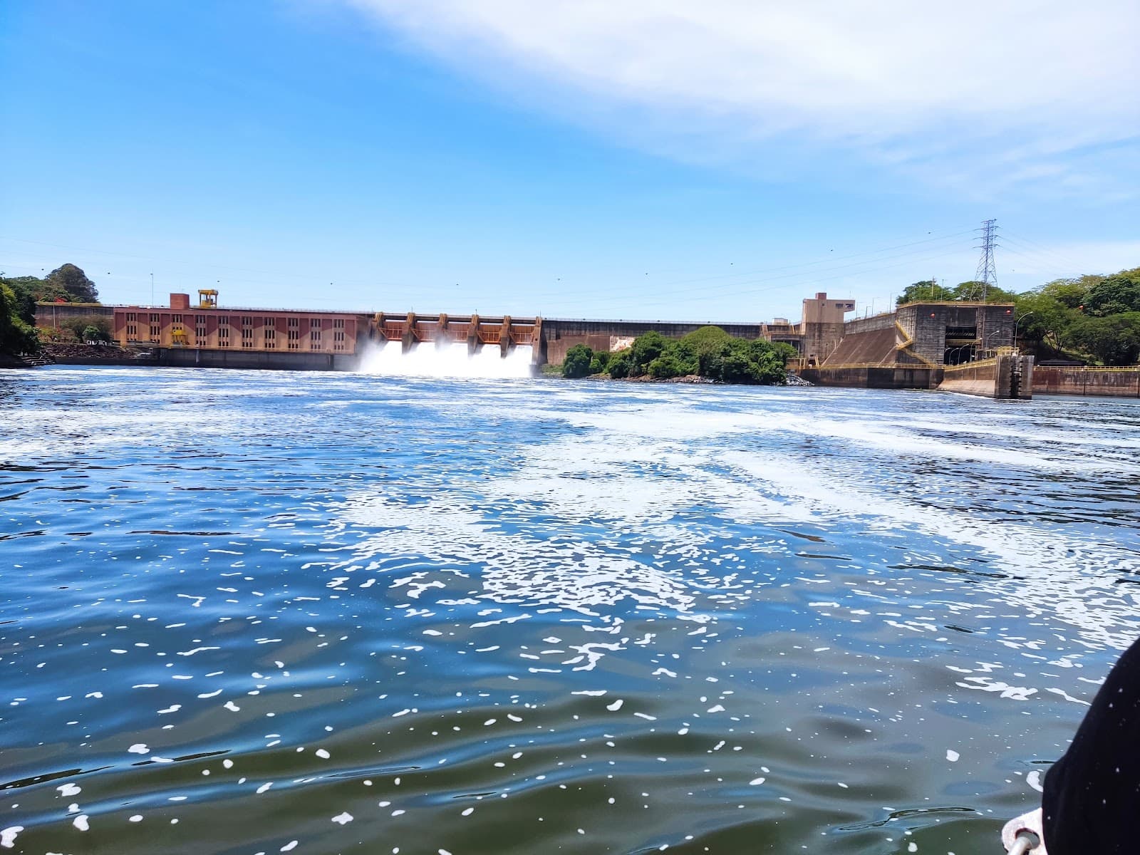 Barra Bonita Tietê River lock cruises - Image 1