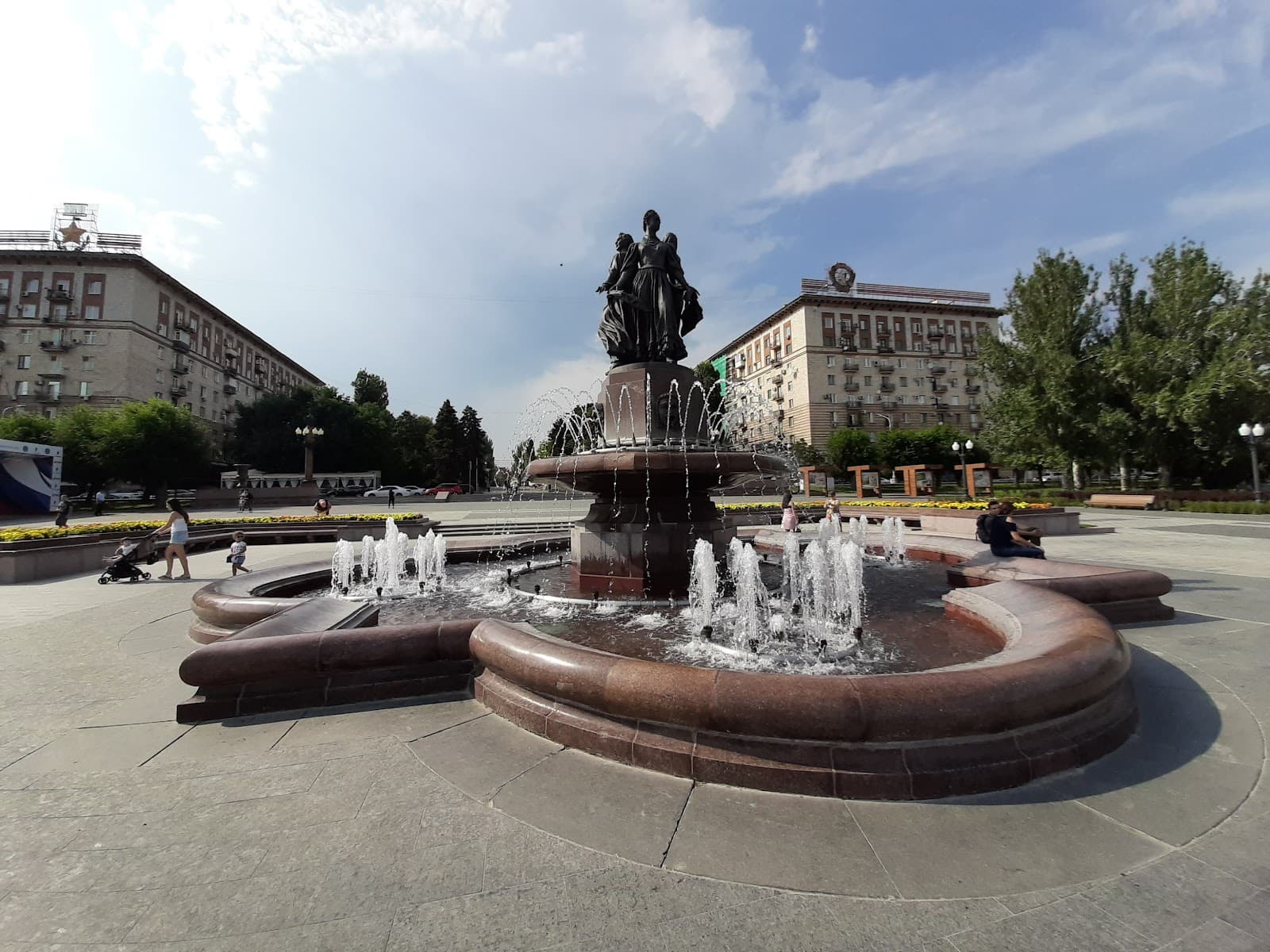 Victory Park - Image 1