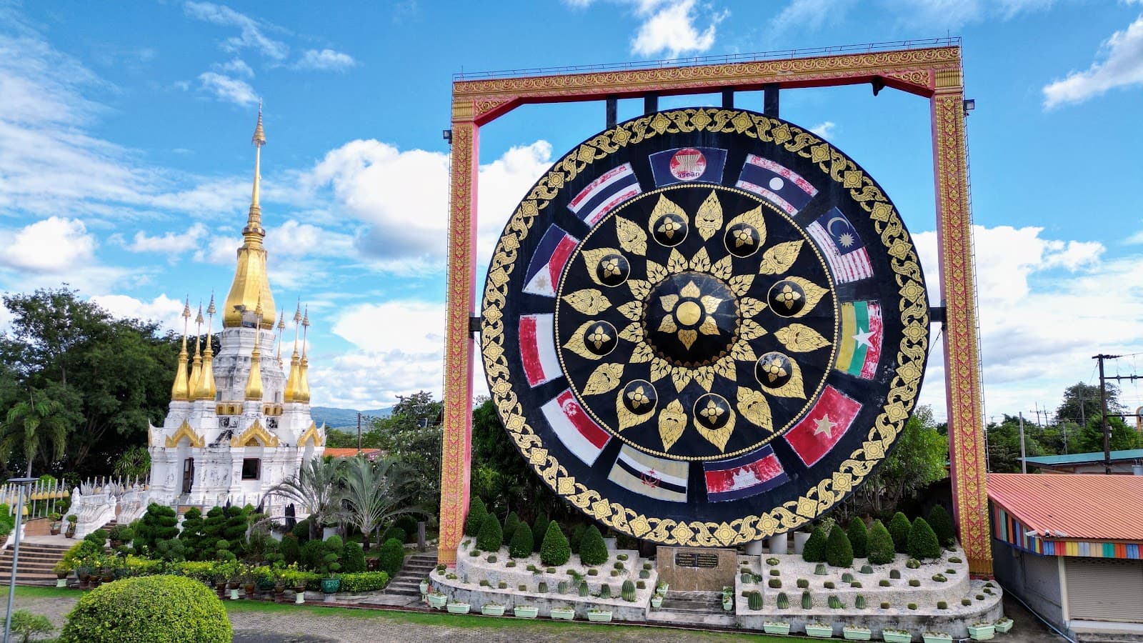 Wat Tham Khuha Sawan (Khong Chiam) - Image 1